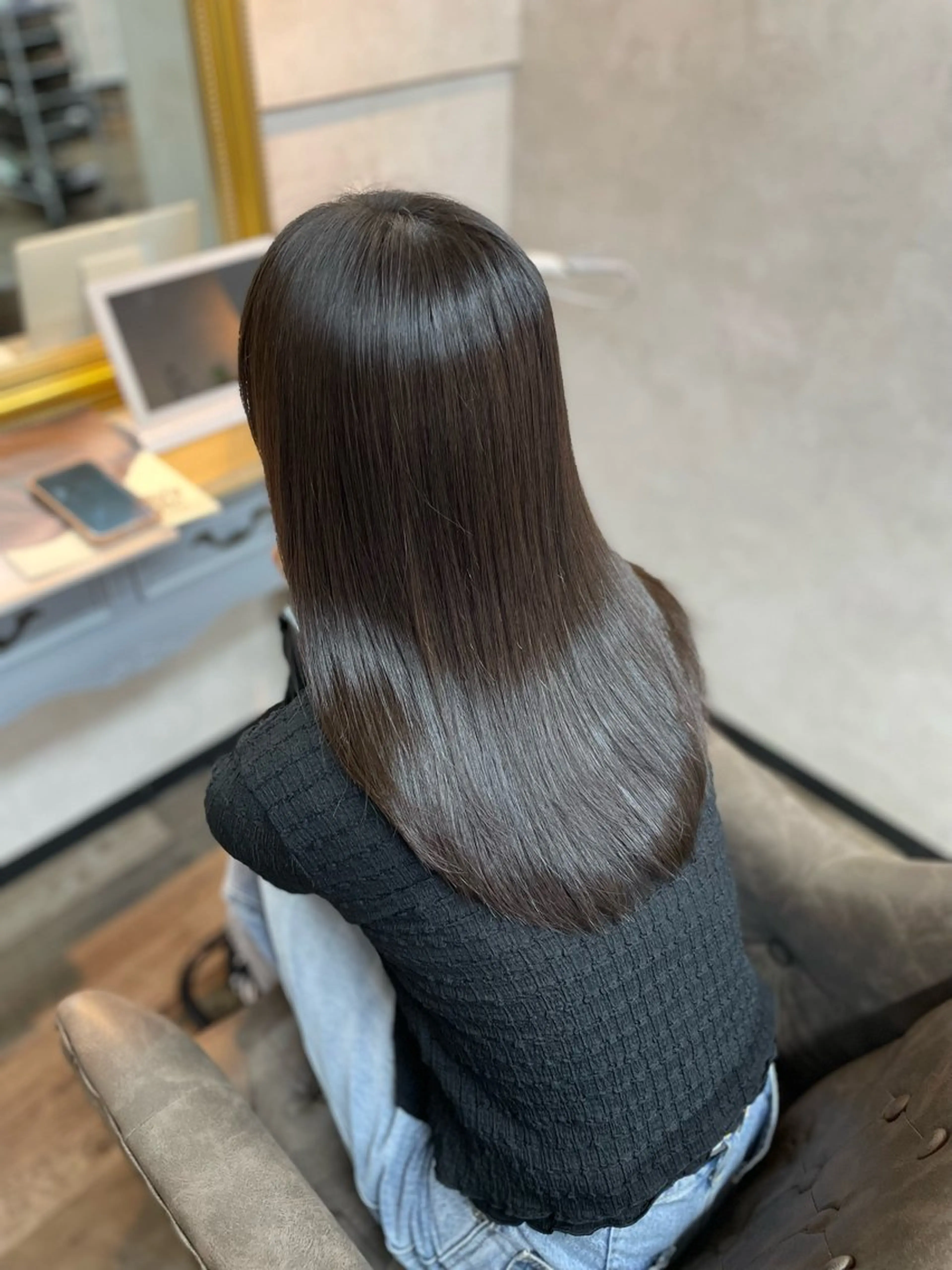 セミロング 顔まわりレイヤー 顔周りカット ハッシュカット 髪質改善 韓国風ヘア カット 縮毛矯正 艶髪韓国レイヤー 🇰🇷✨小清水✨のヘアスタイル