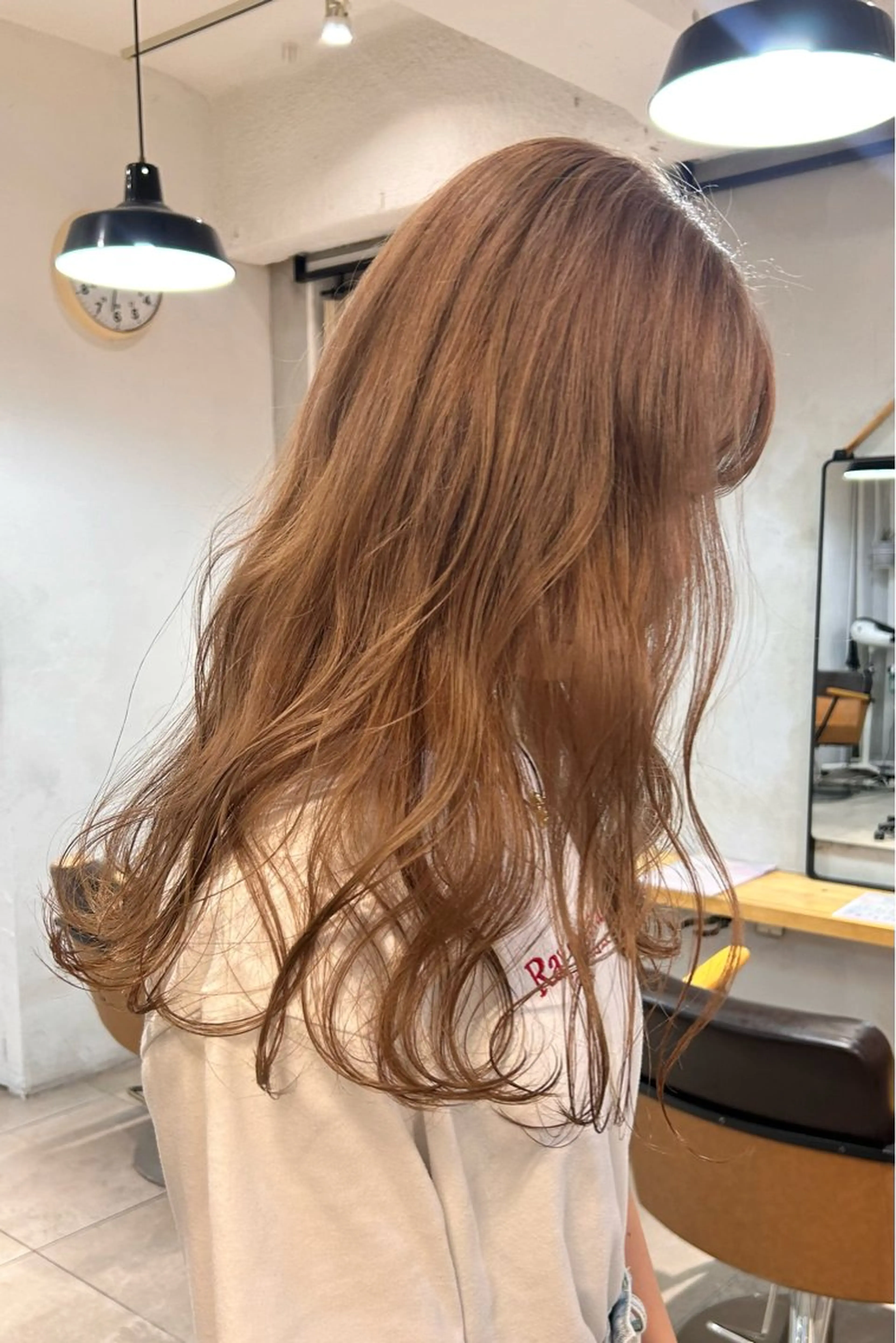 セミロング カラー ヘアカラー じゅわっと暖色カラー 🍊Moemiのヘアスタイル