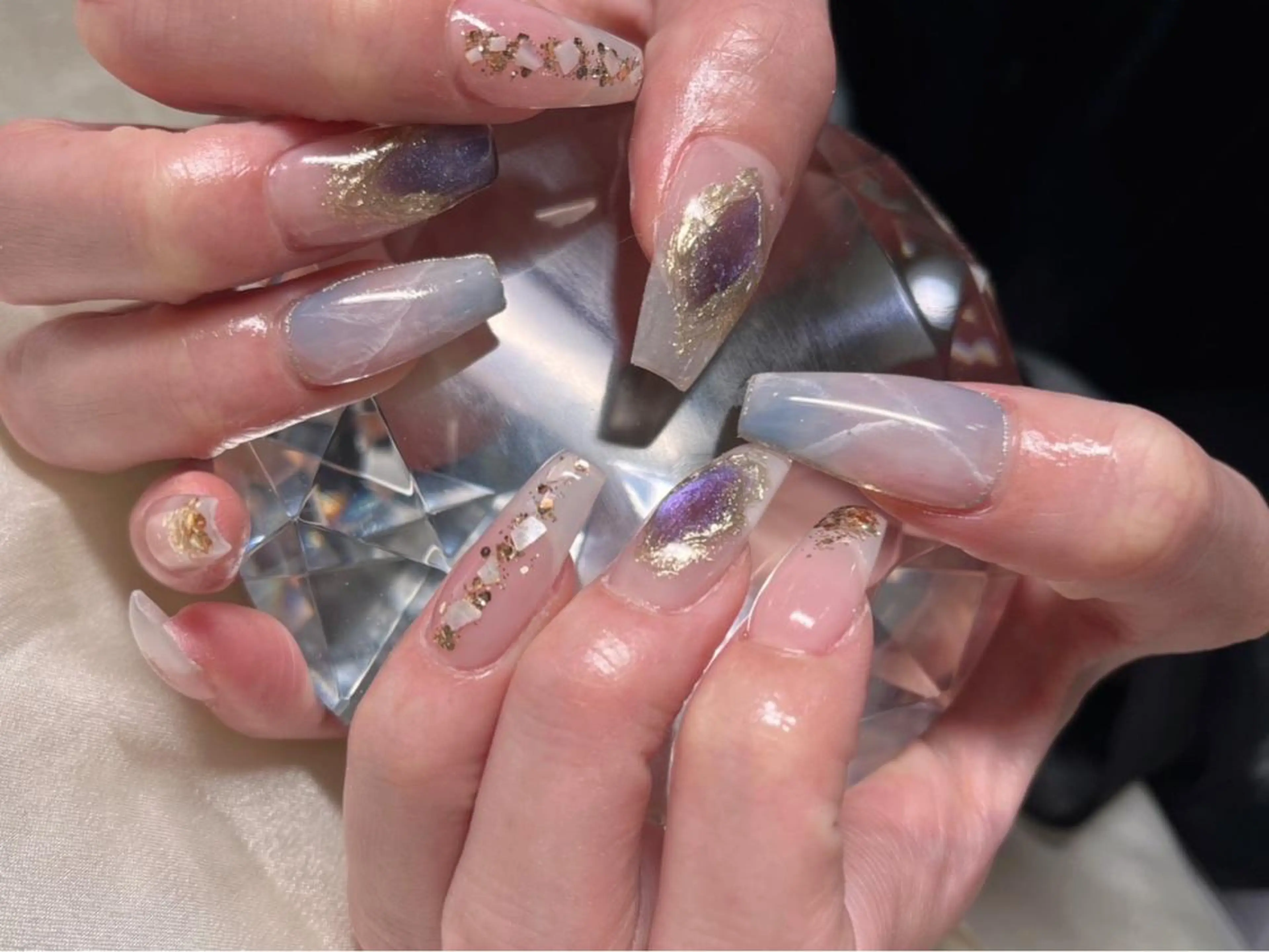 ネイル マツエク・マツパ アイブロウ 眉カラー 韓国風マツエク パリジェンヌラッシュリフト まつげパーマ ワンホンマツエク ハンドネイル Nail&eye Belire 新宿のネイルデザイン