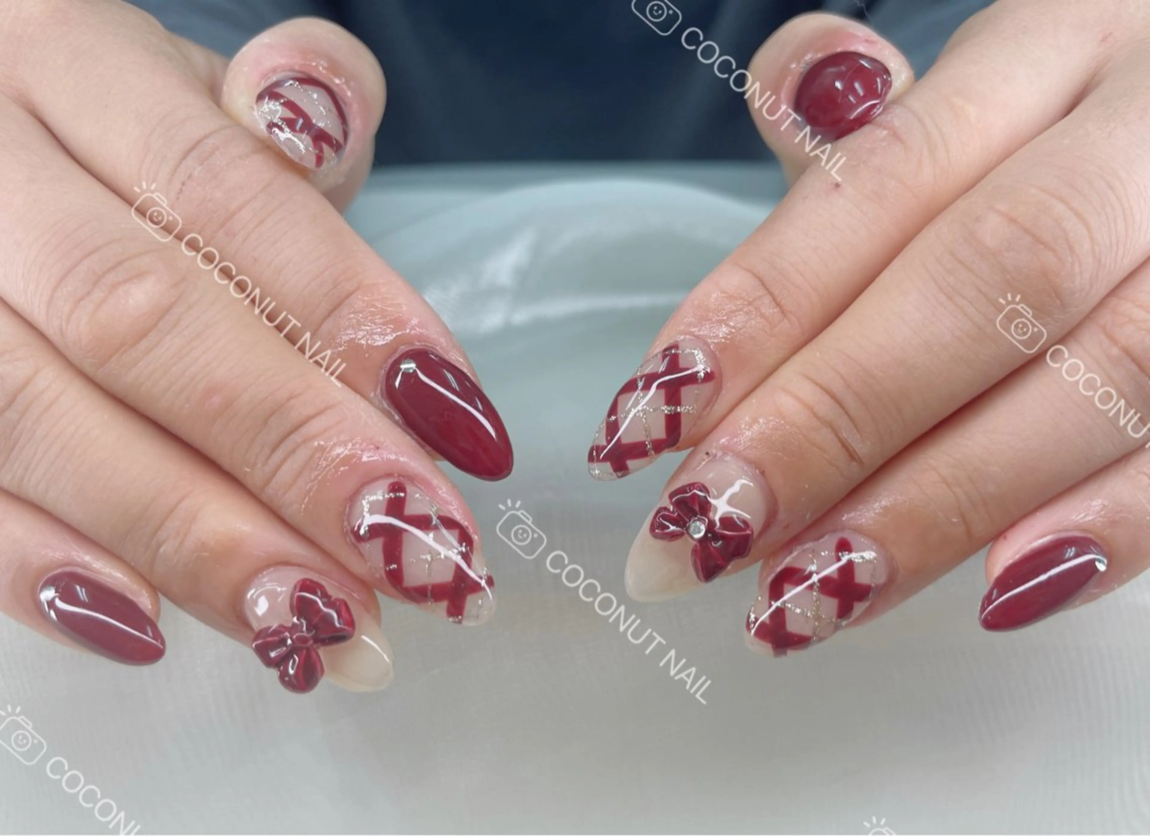 ネイル べっ甲ネイル フレンチネイル キラキラネイル マグネットネイル 大理石ネイル(マーブル) ハンドネイル 神田 ココナッツのネイルデザイン