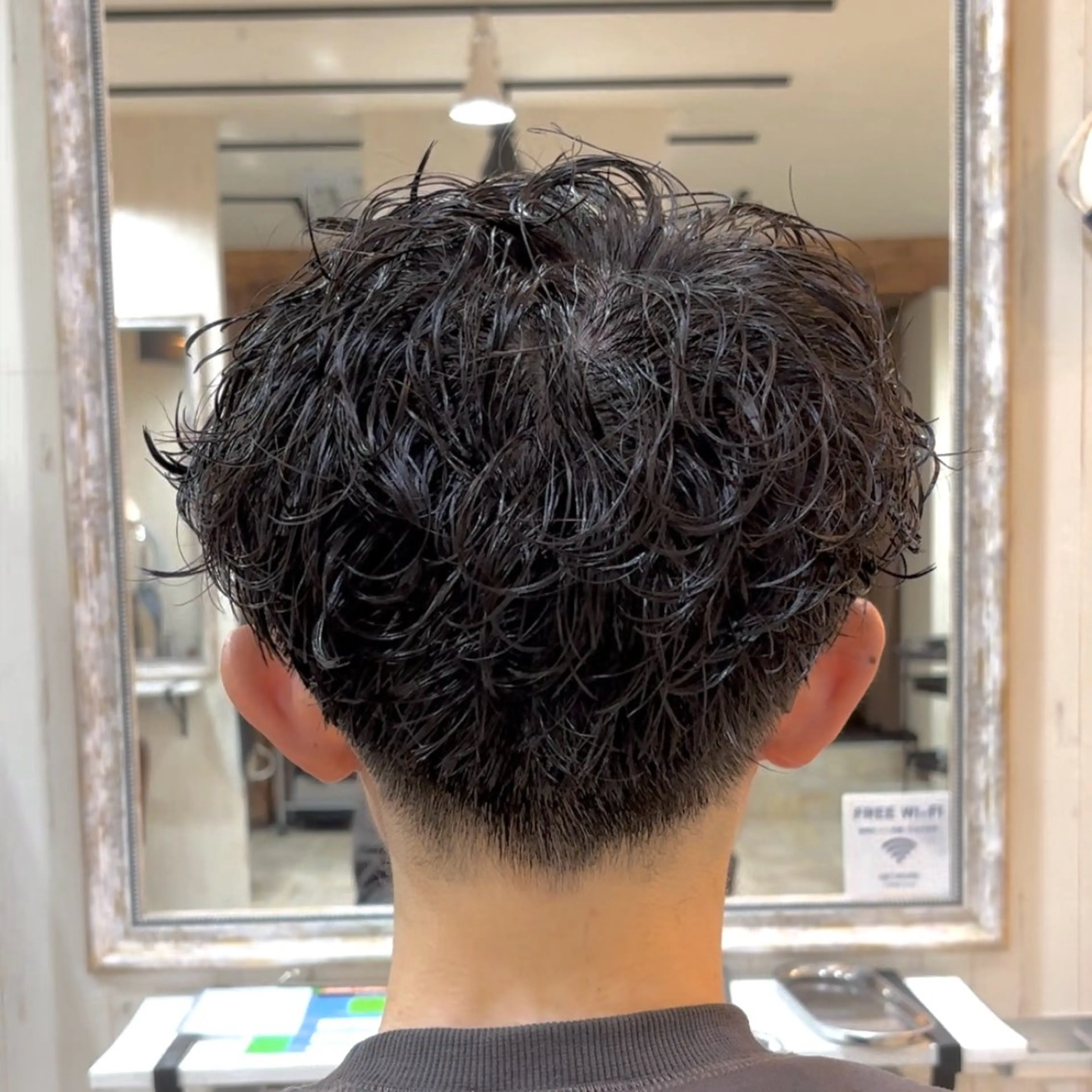 ミディアム パーマ メンズ ミディアムパーマ メンズパーマ カット パーマ 桜木町メンズ/垢抜け /💥ルキのヘアスタイル