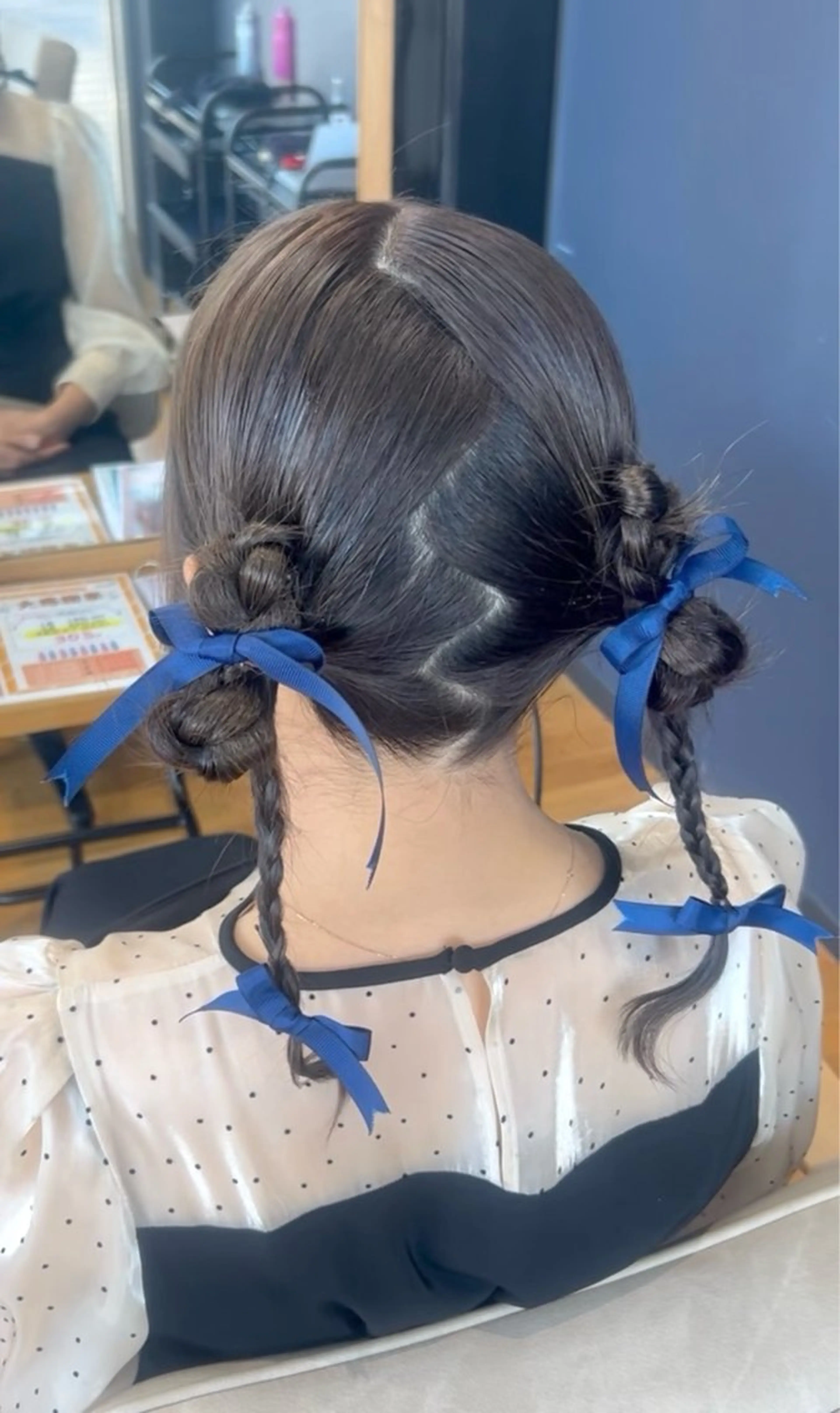 ロング ヘアアレンジ ハイトーン、カラー 特化⟡.·すわ☁️のヘアスタイル