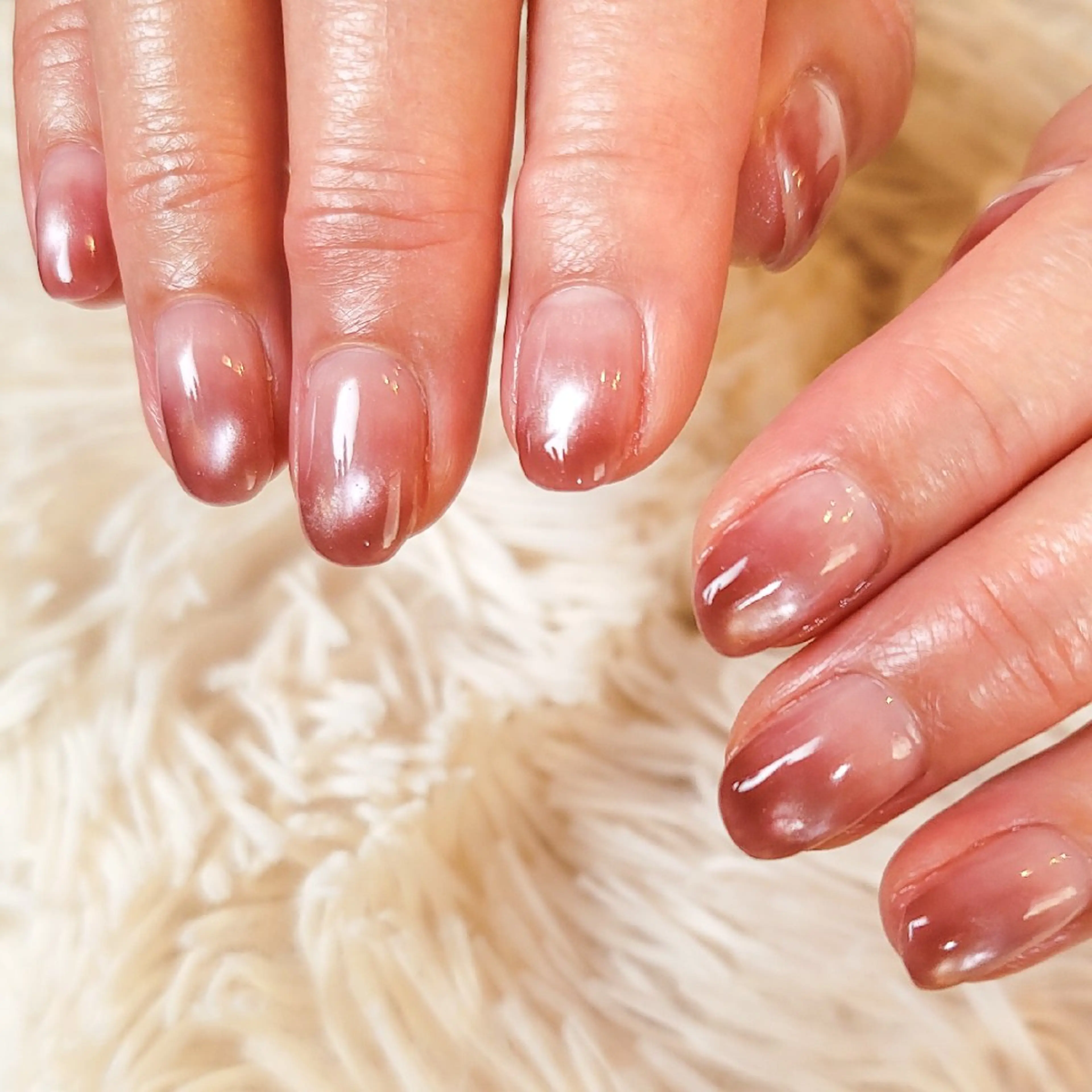 ネイル グラデーション マグネットネイル 🌲🌳🚪iiit o🌲🌳🌲のネイルデザイン