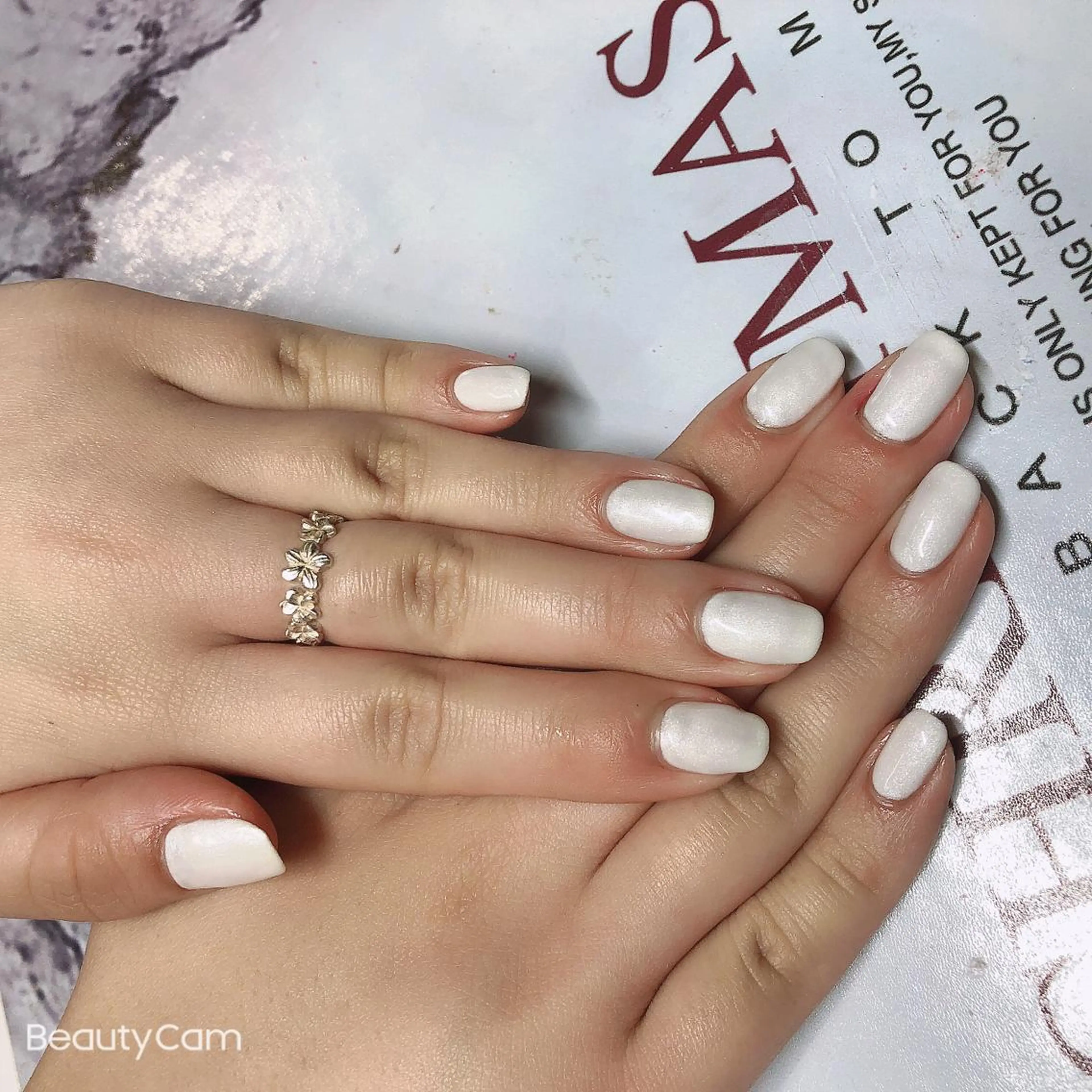 ネイル Guarendo錦糸町店所属・ガレンドウ 白澤 愛子のネイルデザイン