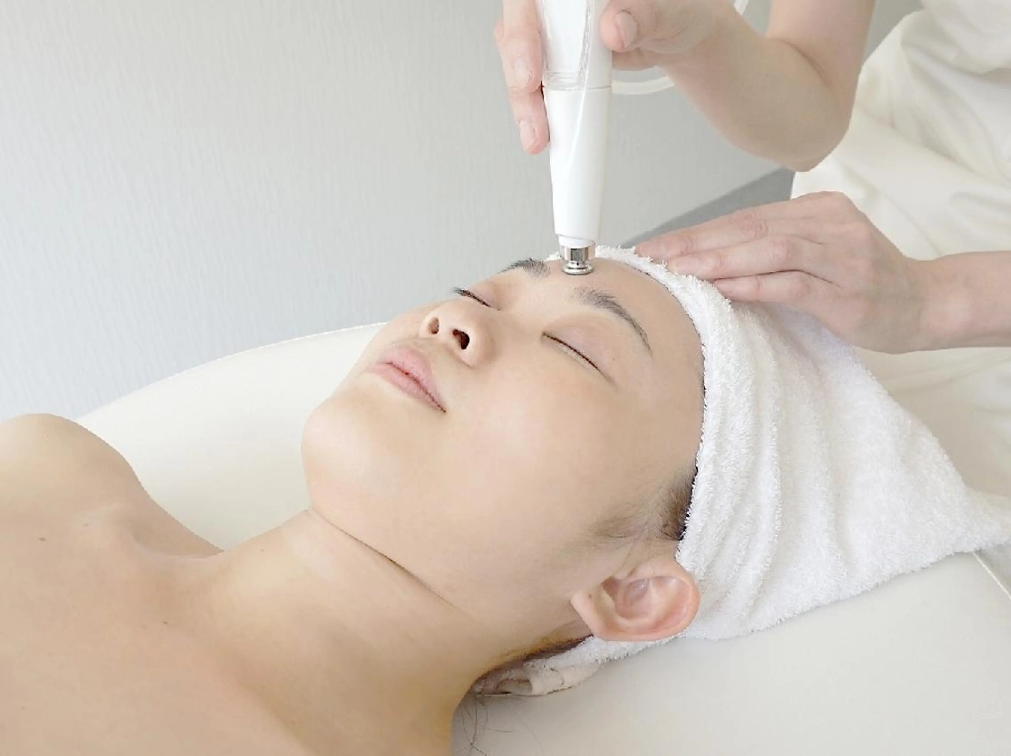 【キャンペーン】【ダイヤモンドピーリング】古い角質除去コースの写真