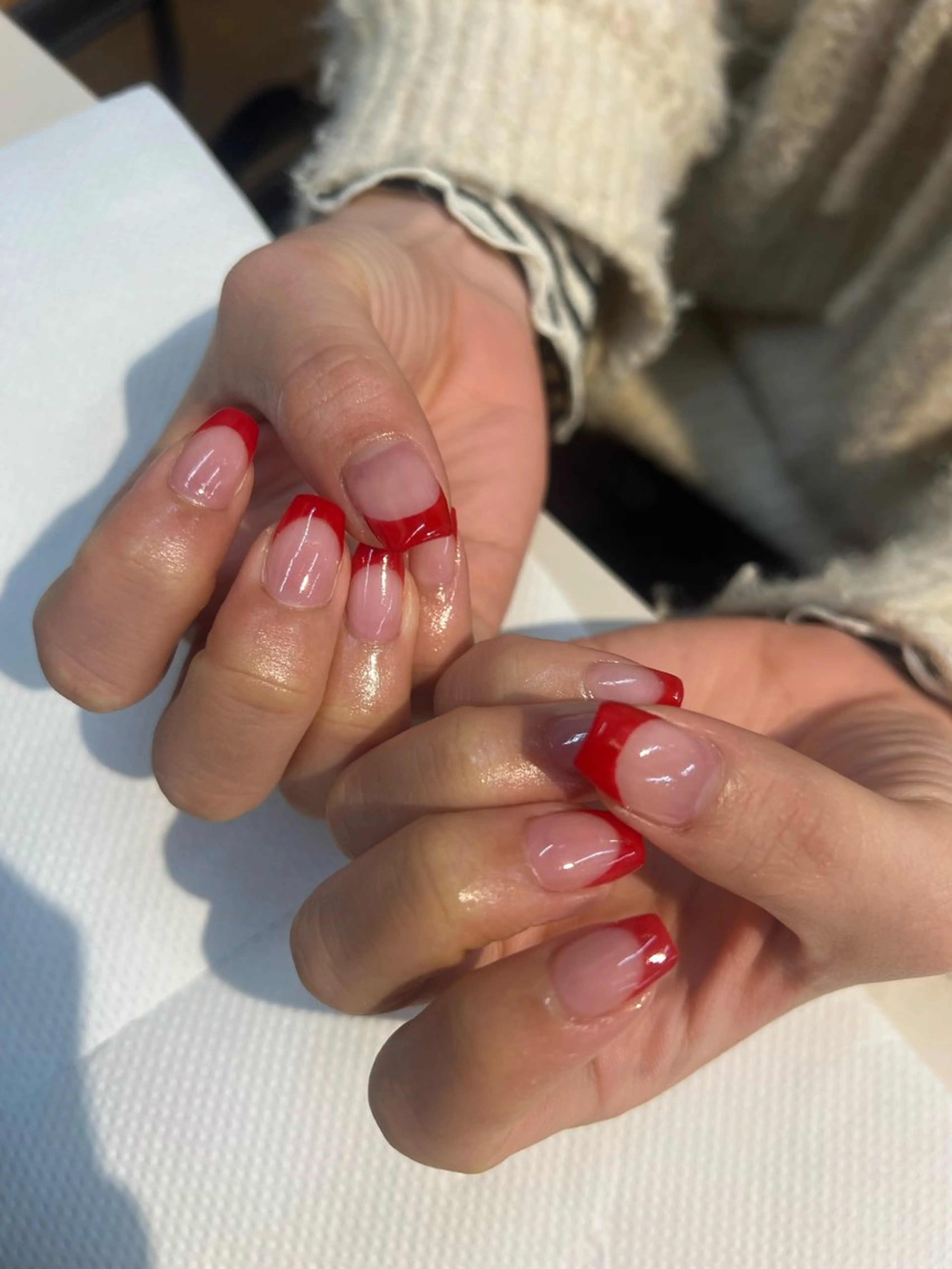 ネイル フレンチネイル 赤色 kit trios nailのネイルデザイン