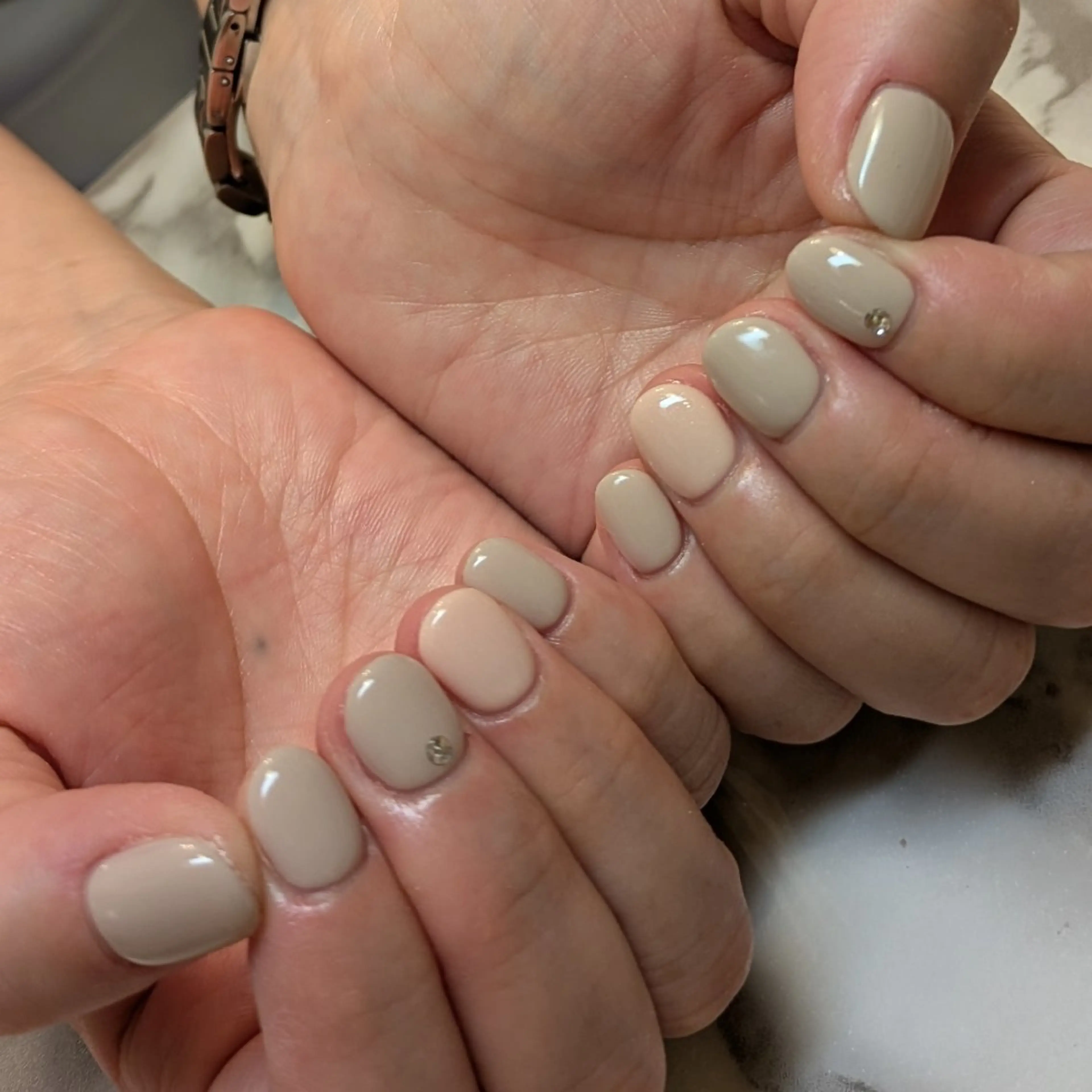 ネイル シンプルネイル ジェヌインネイル 河内のネイルデザイン