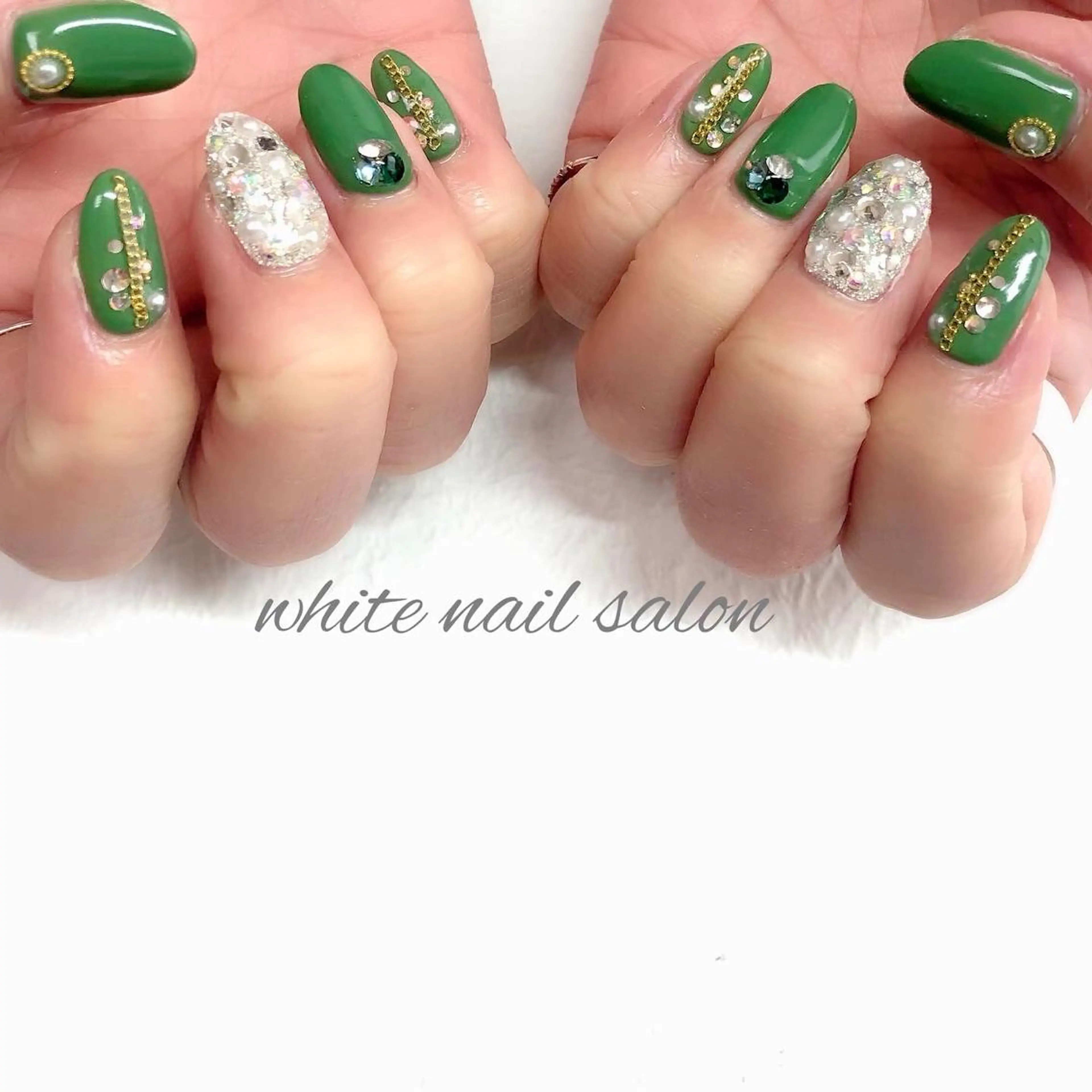 ネイル ジェルネイル ハードジェル ラメ(グリッター) 持ち込み ソフトジェル ハンドネイル white nail salonのネイルデザイン