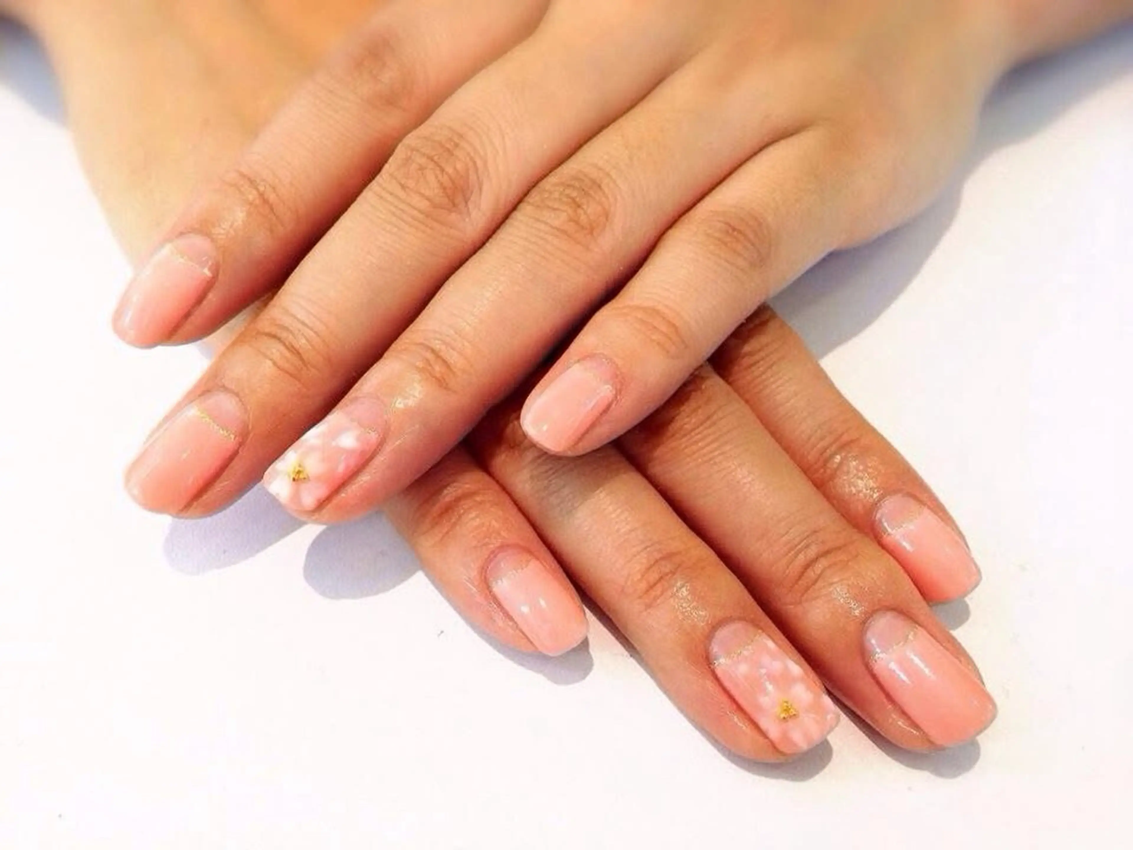 ネイル LOOPS目黒店所属・LOOPS目黒店 まなみのネイルデザイン