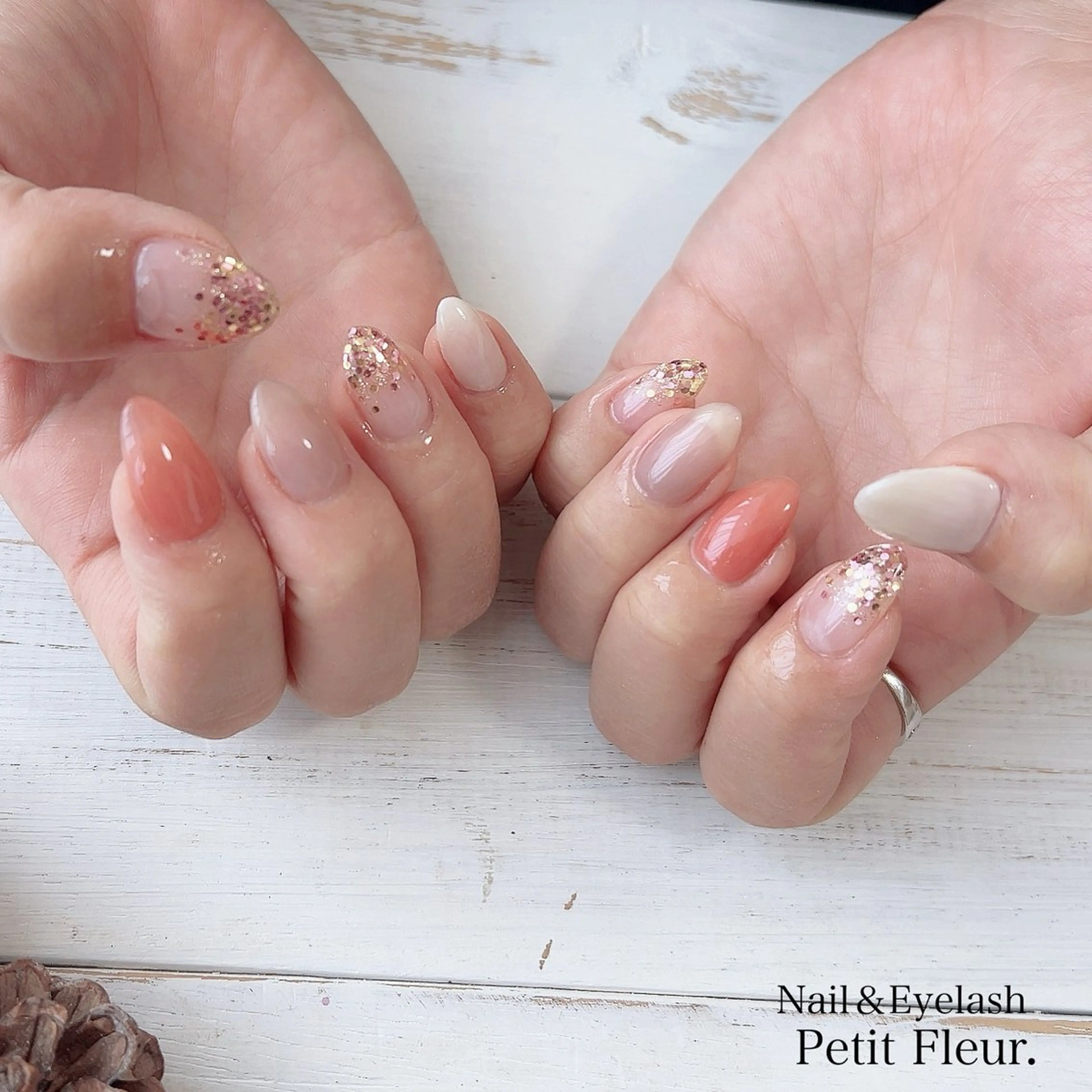 ネイル Petit Fleur所属・青柳 亜梨奈のマツエク・マツパデザイン