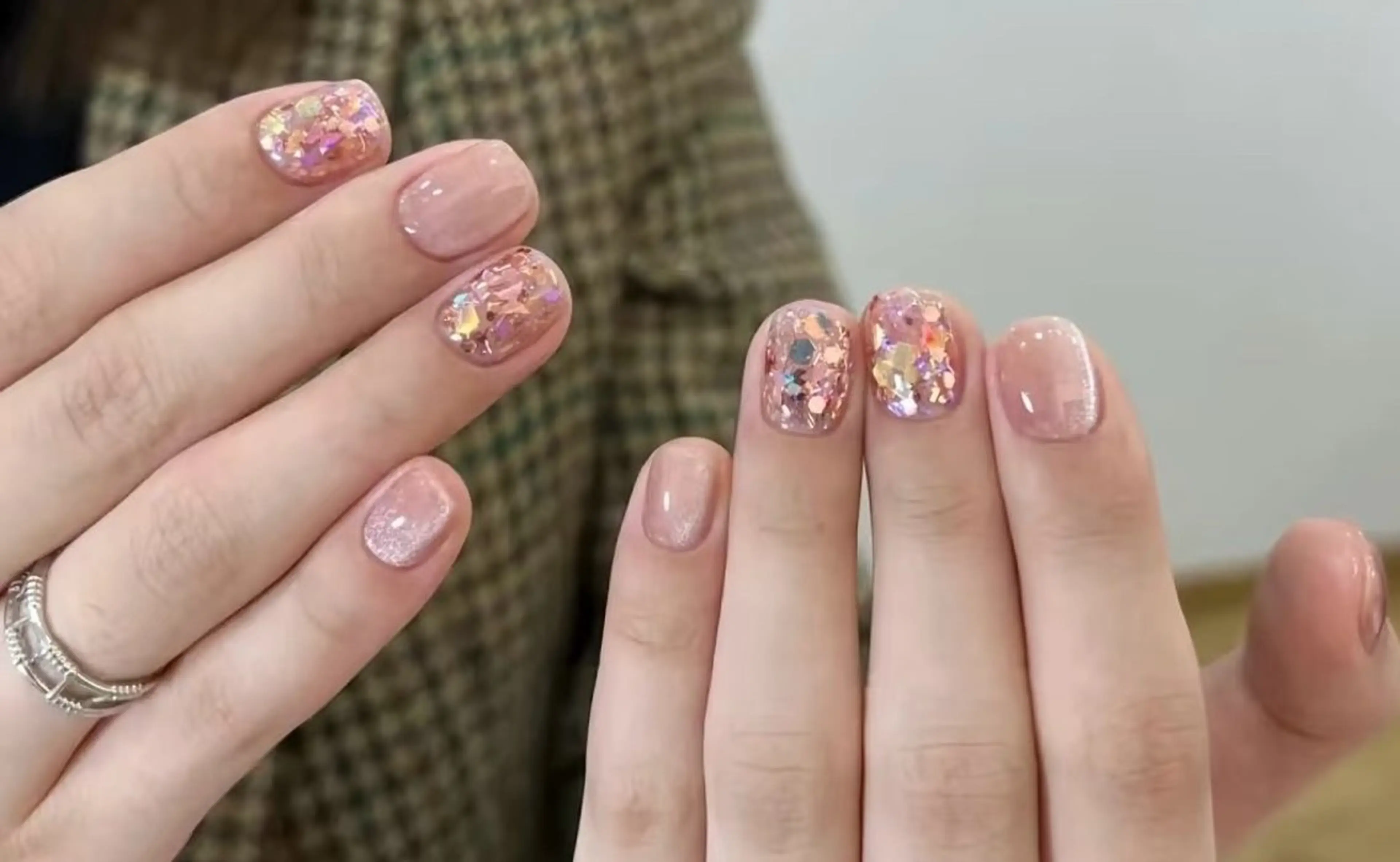 ネイル 高木 維麗絲のネイルデザイン