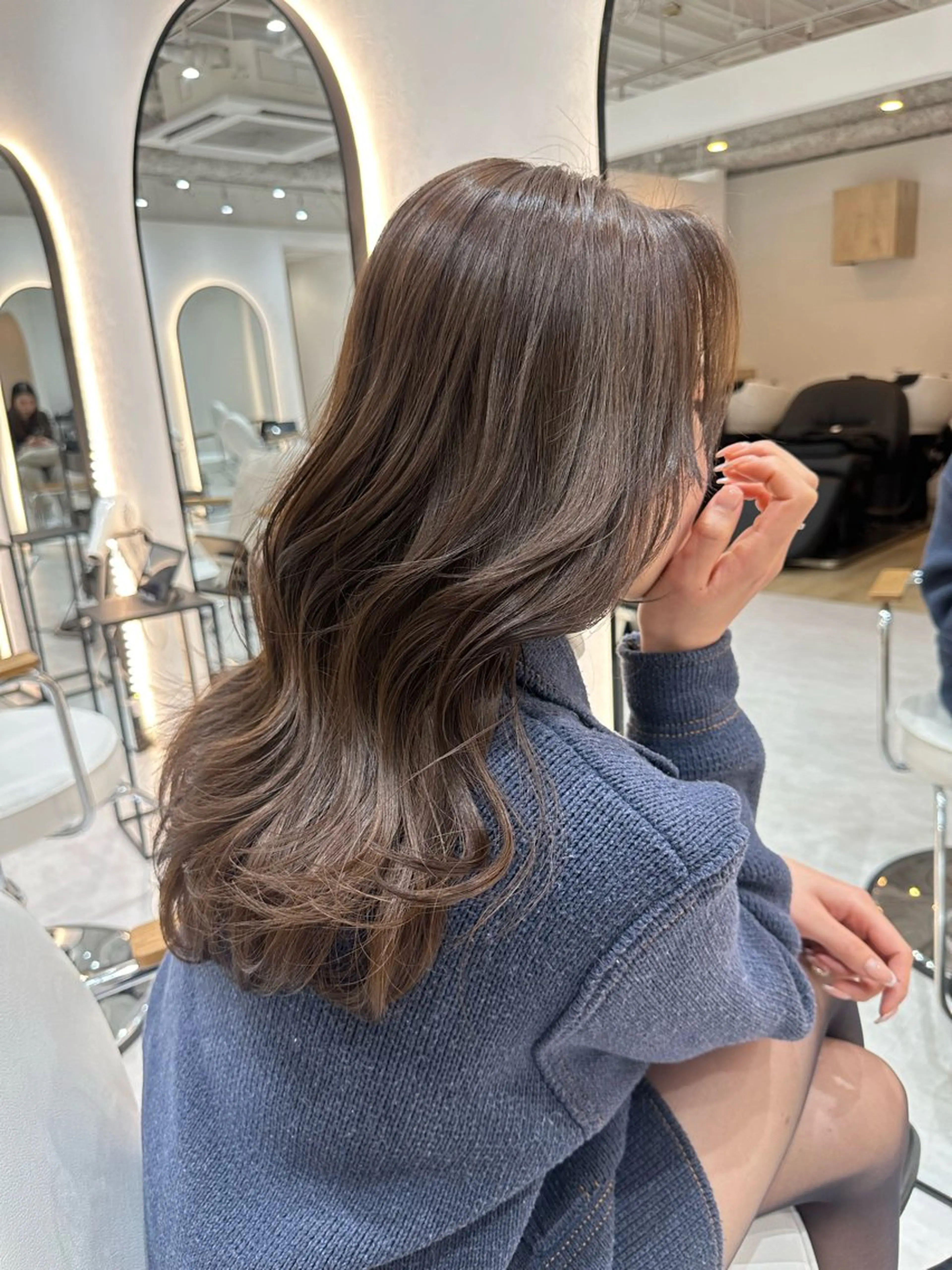 セミロング カラー アディクシーカラー ブリーチ ケアブリーチ デザインカラー ダブルカラー 韓国ヘア顔周りカット 艶髪ベージュtamaのヘアスタイル