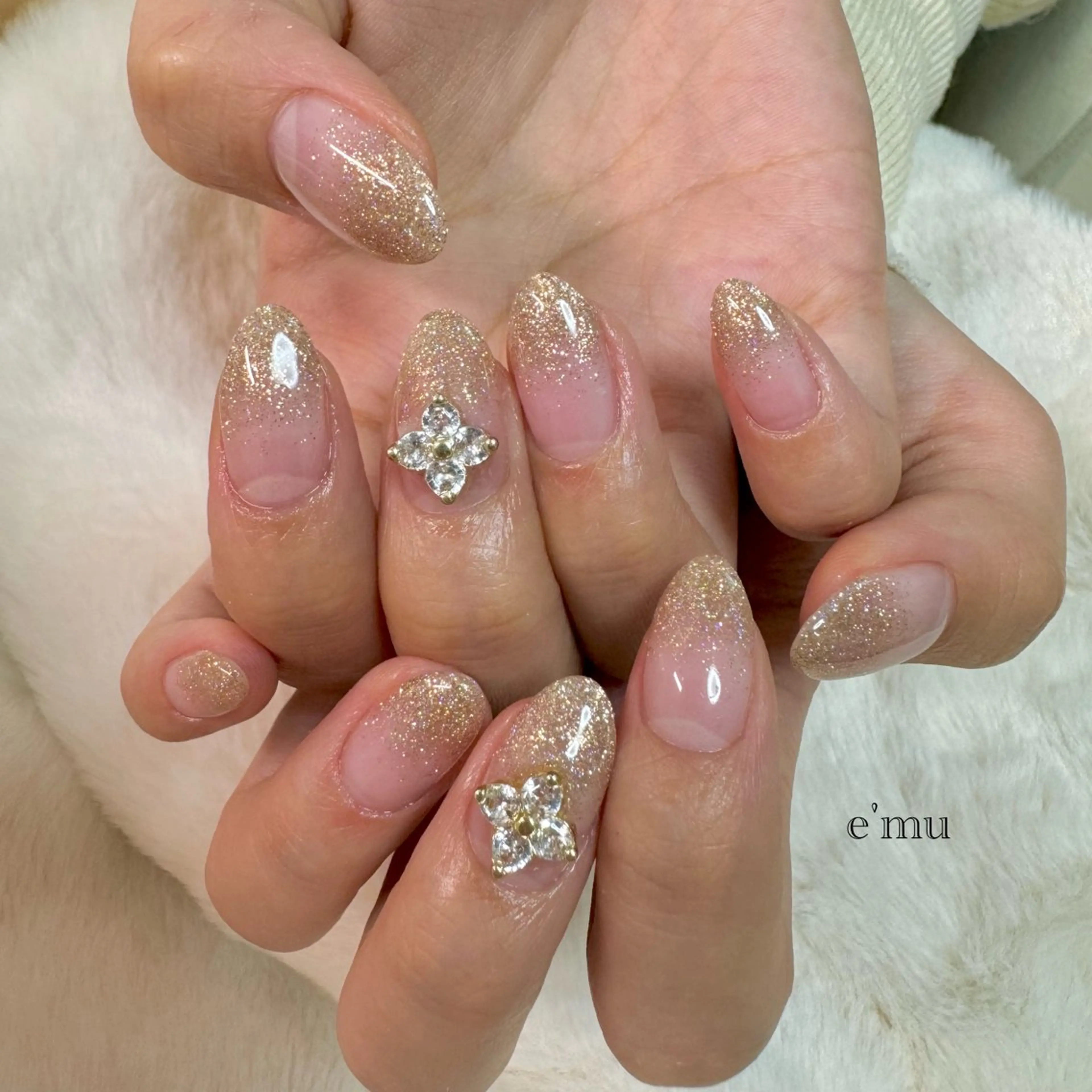 ネイル ハンドネイル nail salon e'mu💐のネイルデザイン