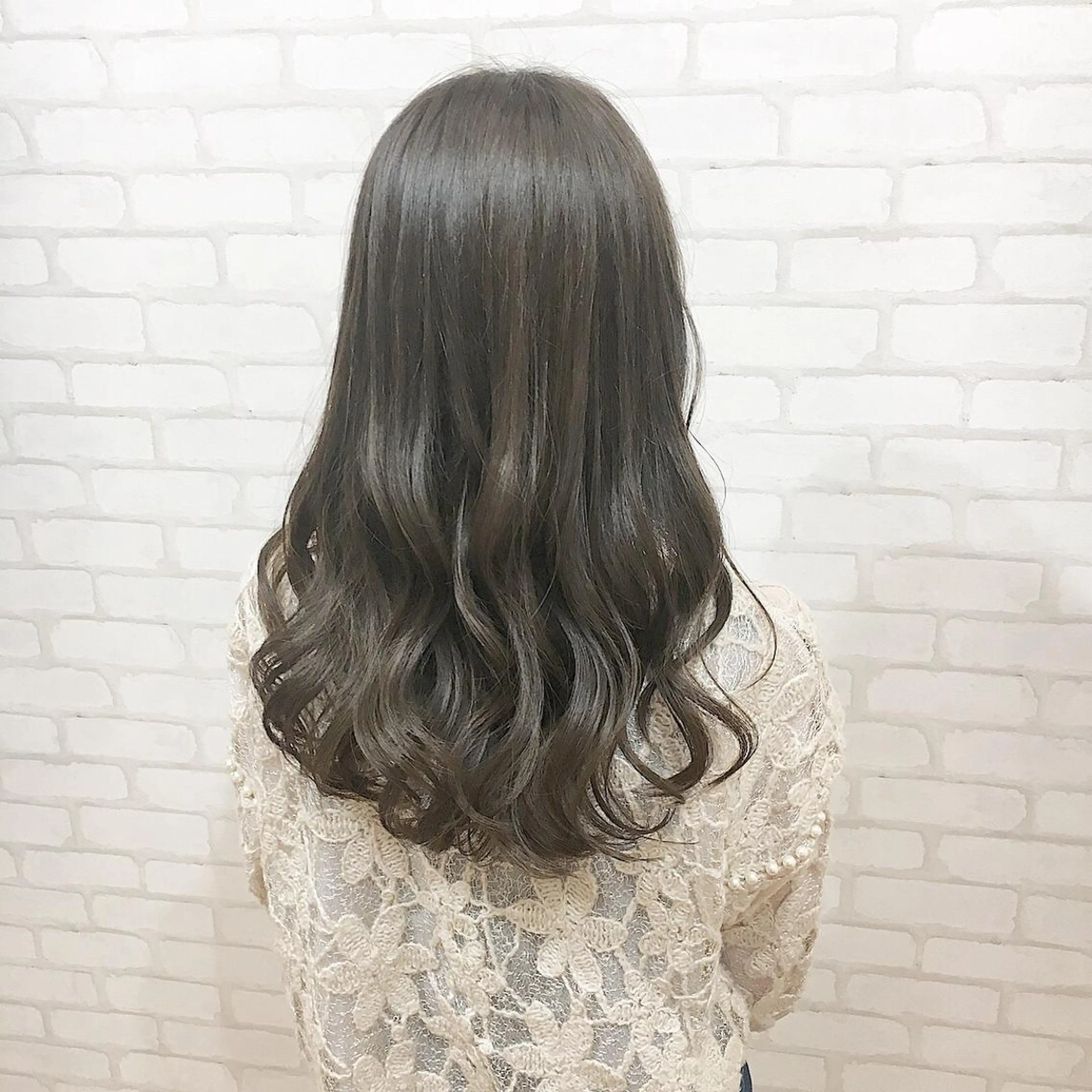 ロング カラー ヘアアレンジ カット ヘアカラー トリートメント ヘッドスパ ✨艶髪✨透明感✨ 山内大樹のヘアスタイル