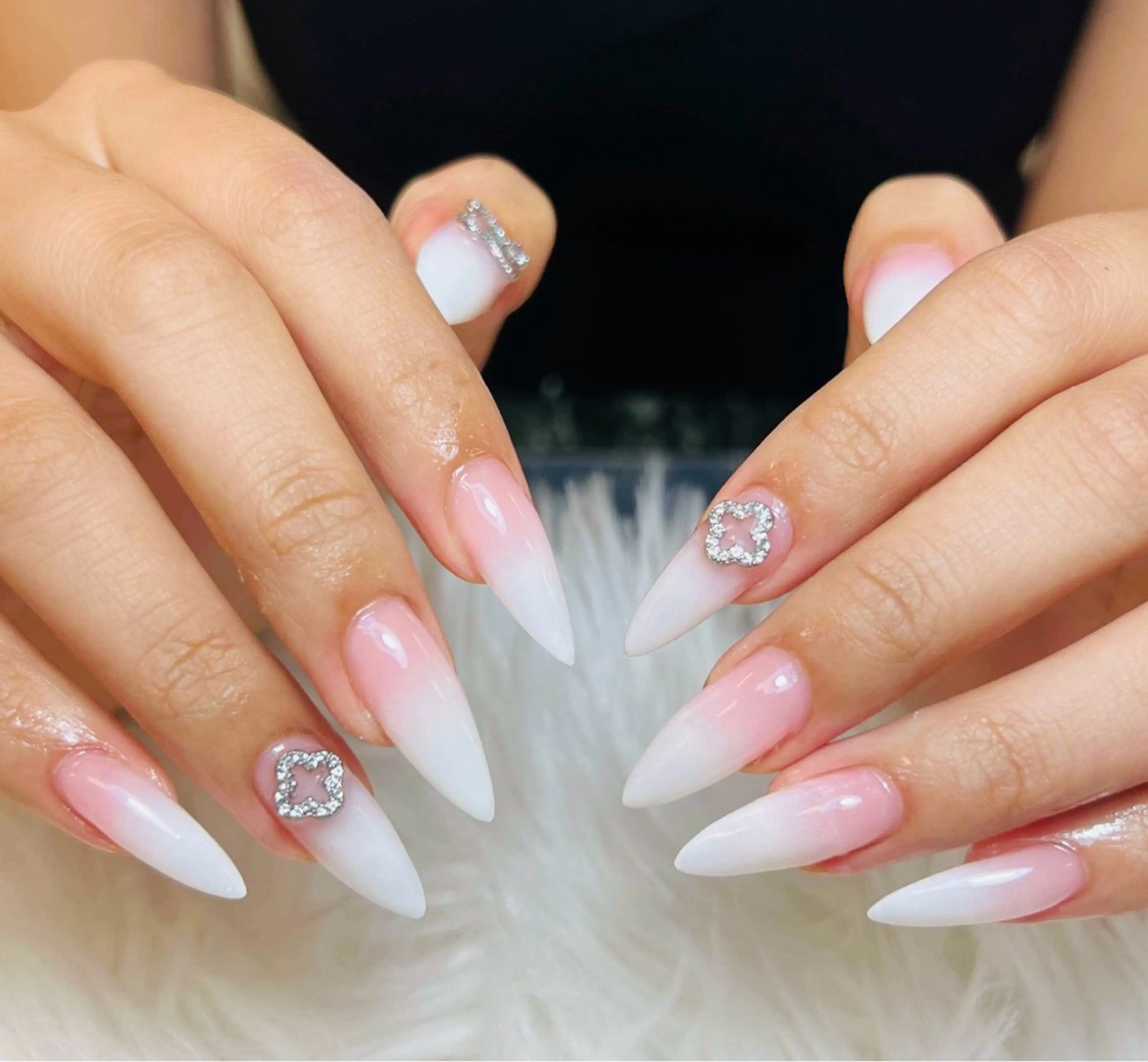 ネイル チークネイル 長さ出し フットネイル マグネットネイル 持ち込み ANH NAIL ゴテゴテ専門店💎のネイルデザイン