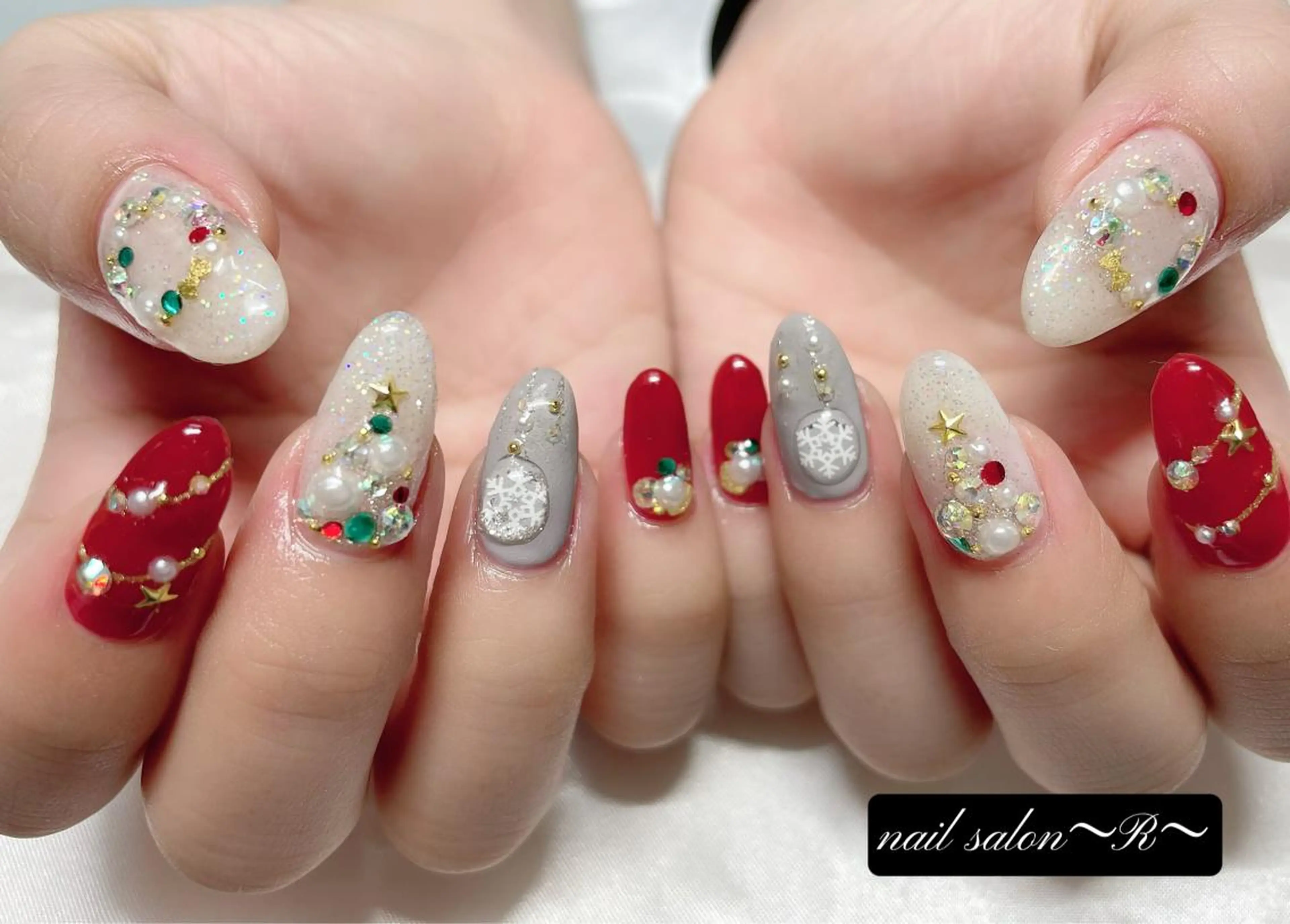 ネイル ハンドネイル 〜 R〜 プライベートサロンのネイルデザイン