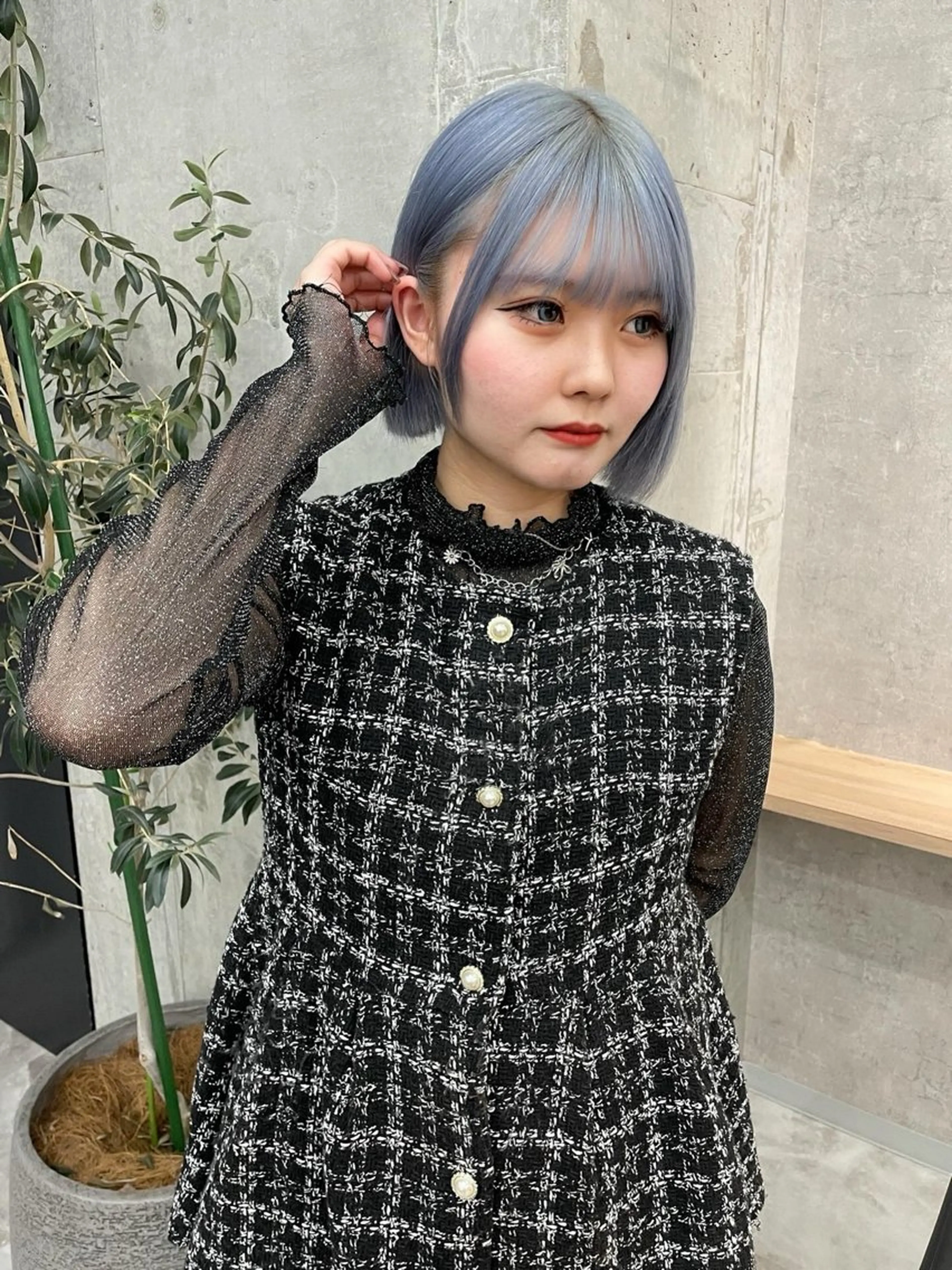 ミディアム ミルクティーブラウン ボブ レイヤーカット ヘアカラー ブリーチ/ベージュ 💕/momoaのヘアスタイル