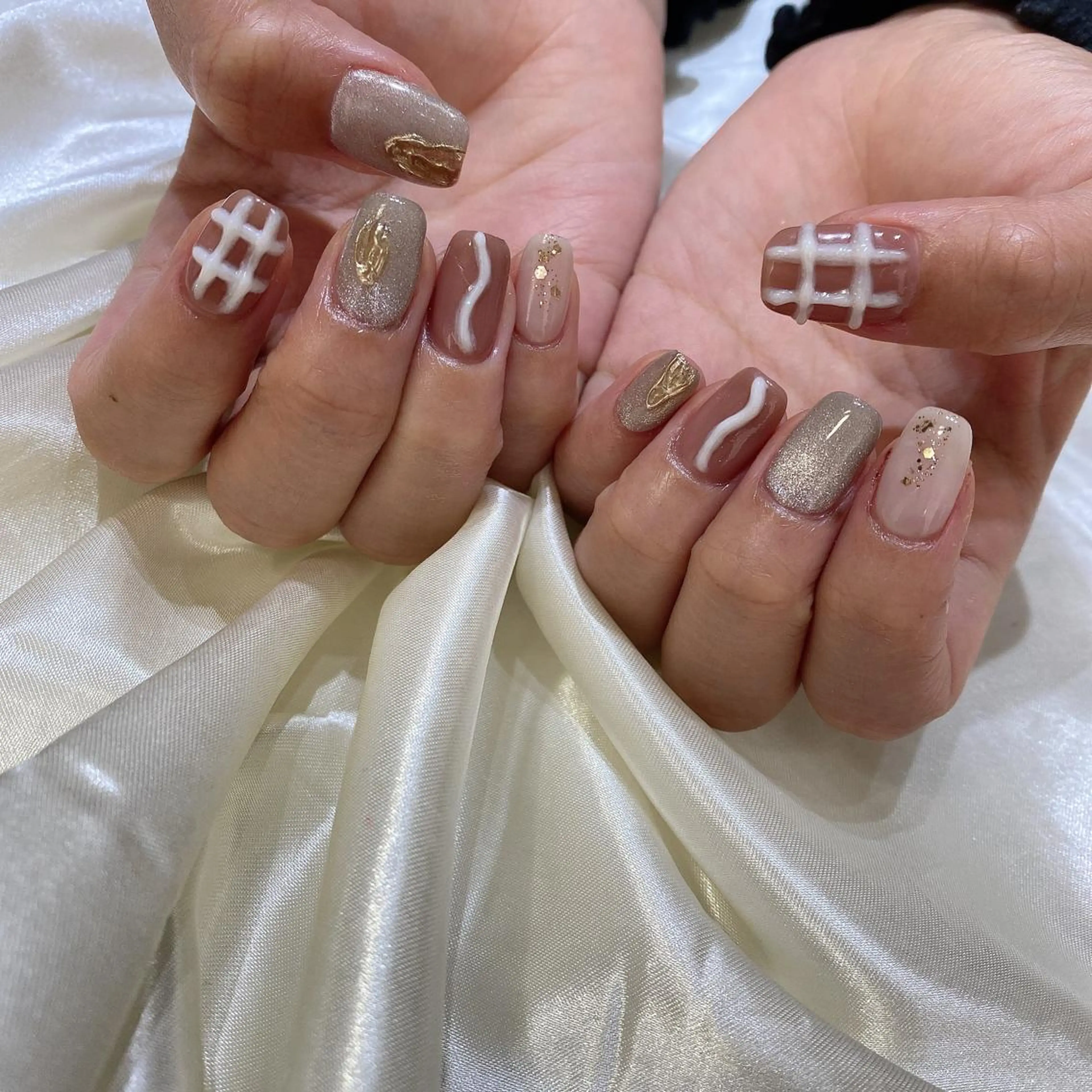 ネイル ハンドネイル 西岡 杏のネイルデザイン