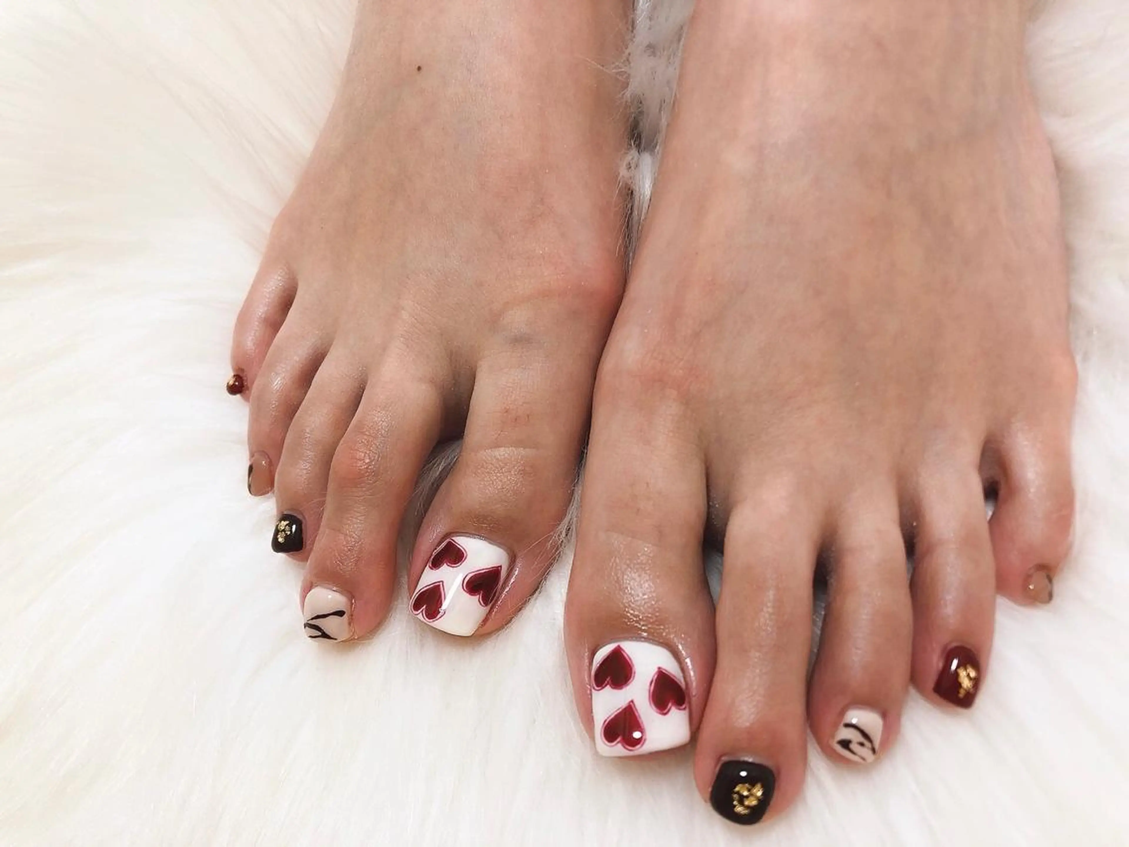 ネイル フットネイル バレンタイン kiki nail 二子玉川のネイルデザイン