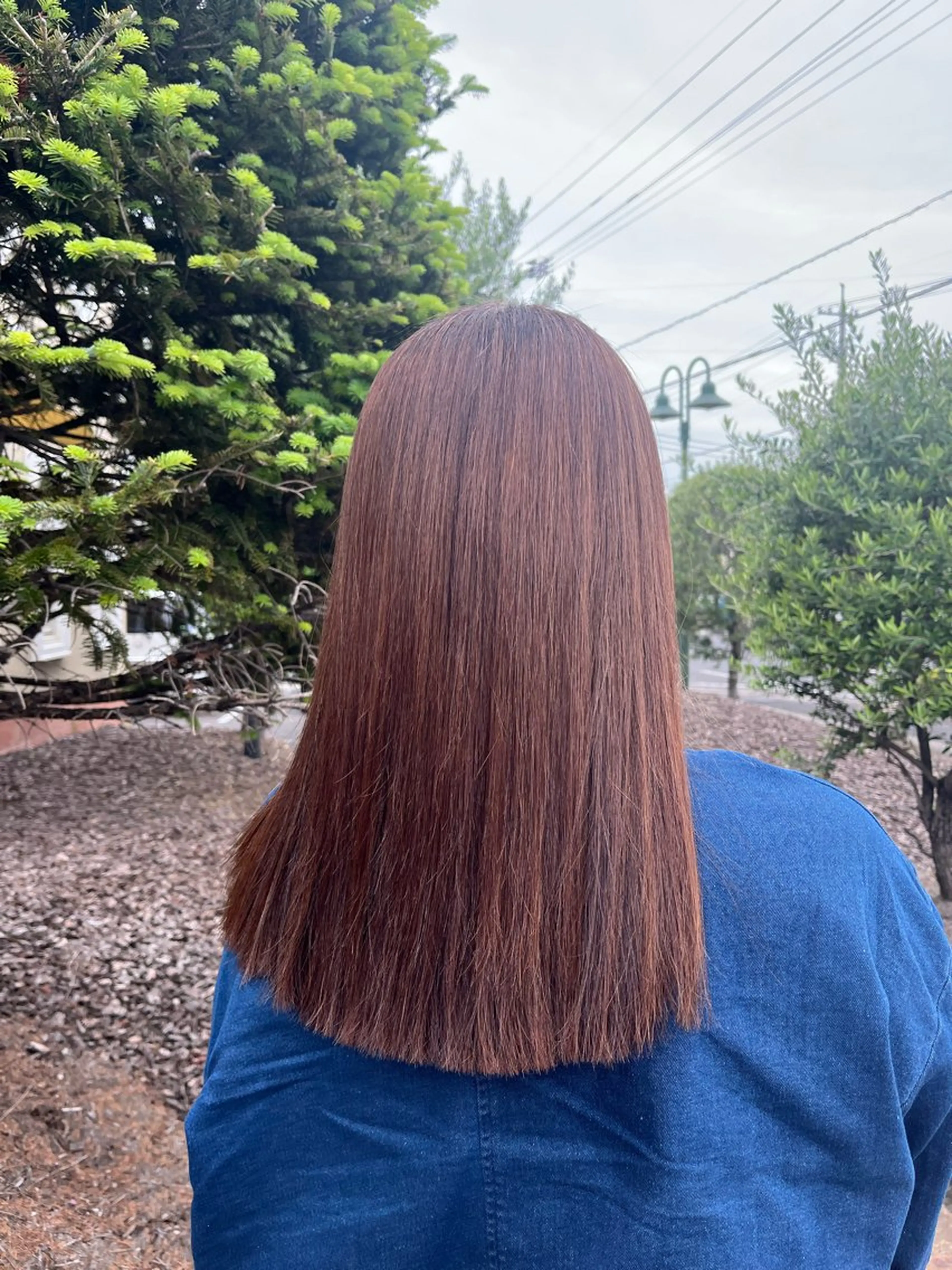 ロング 酸性ストレート 西田 早輝子🍊のヘアスタイル