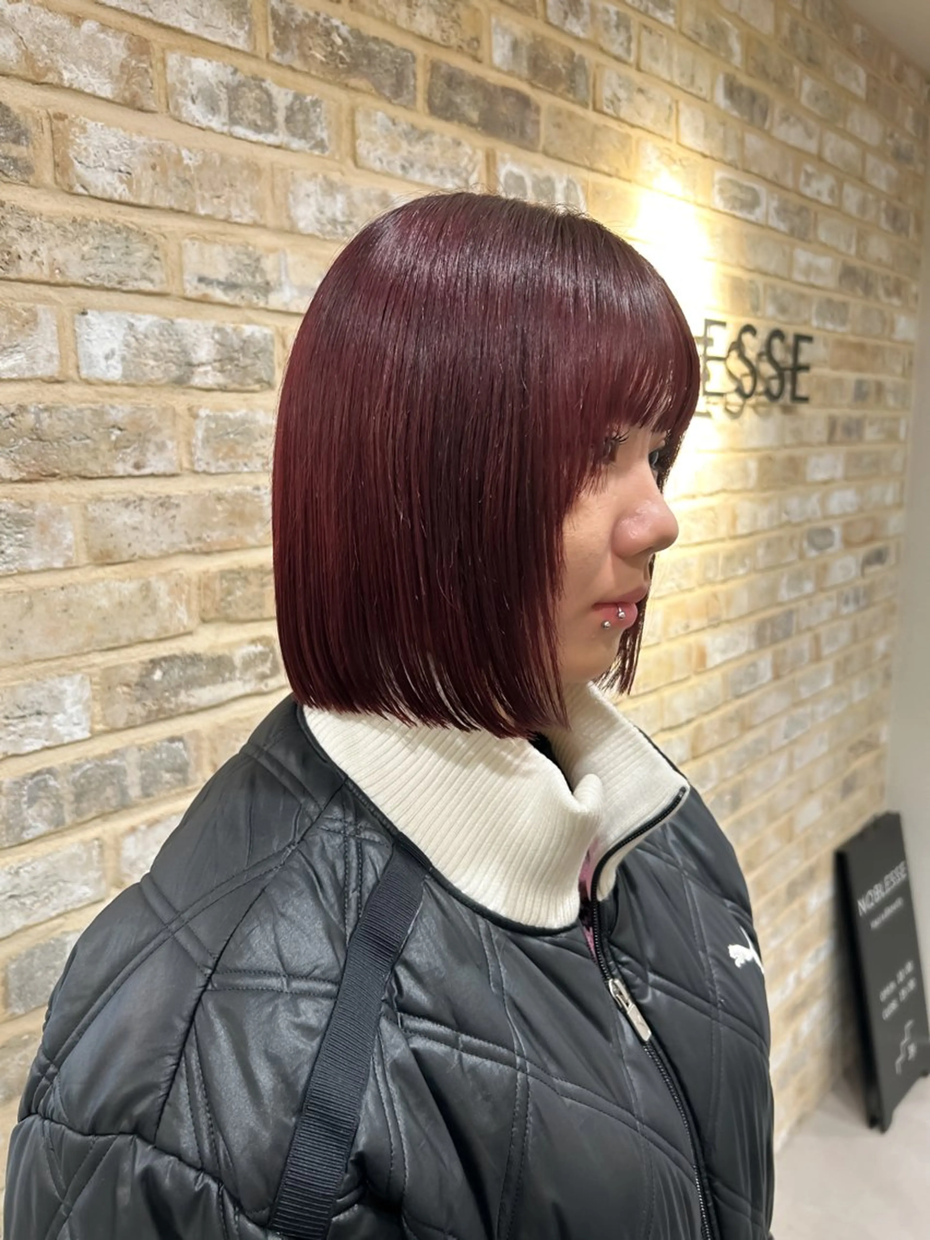 ミディアム カラー ブリーチ ブリーチなしカラー レッドカラー カット ヘアカラー ハイトーン/ ウルフ/suzuhaのヘアスタイル