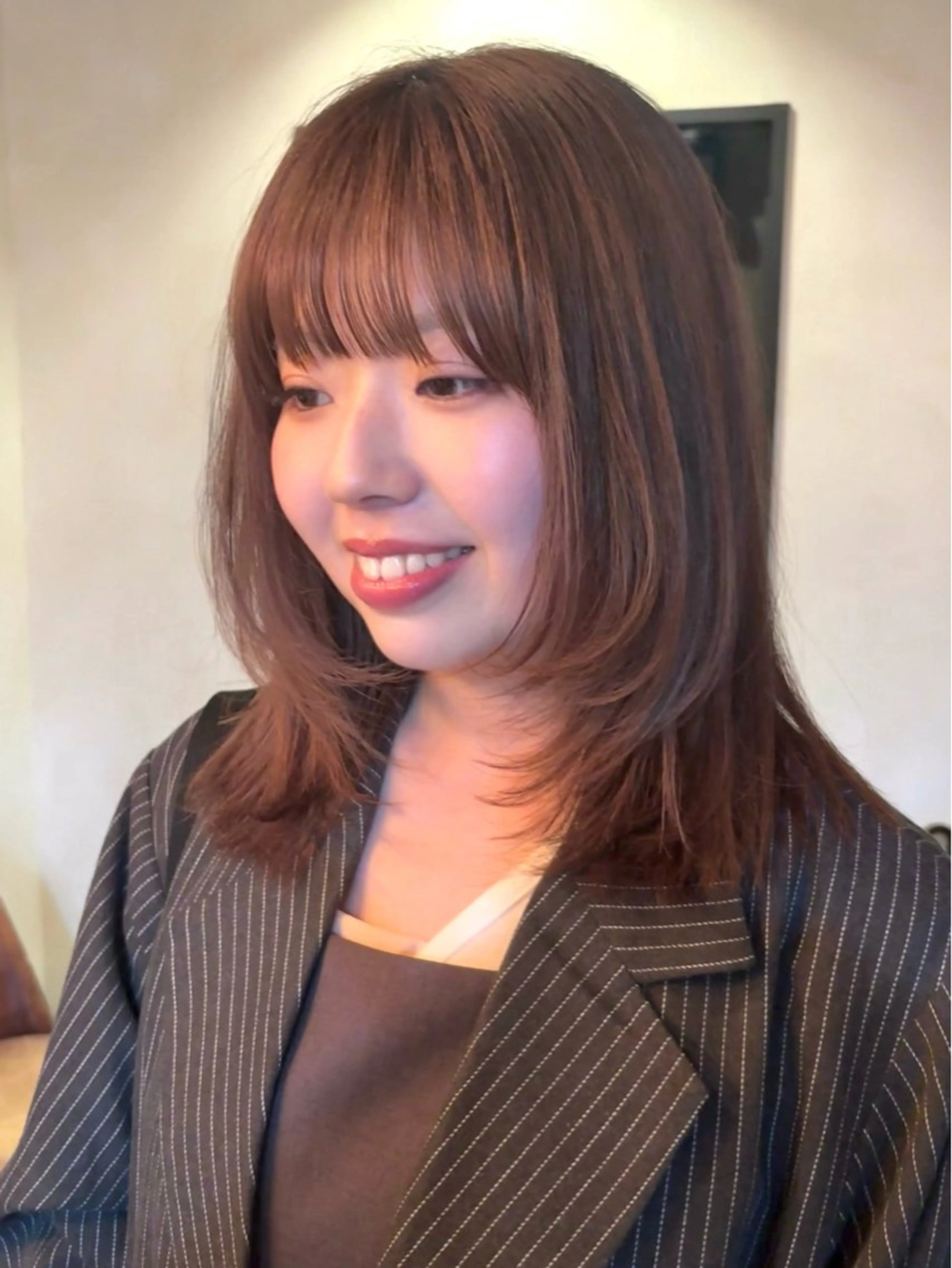 ミディアム カラー パーマ カット ヘアカラー レイヤー/透明感/ ブリーチなし/わかなのヘアスタイル