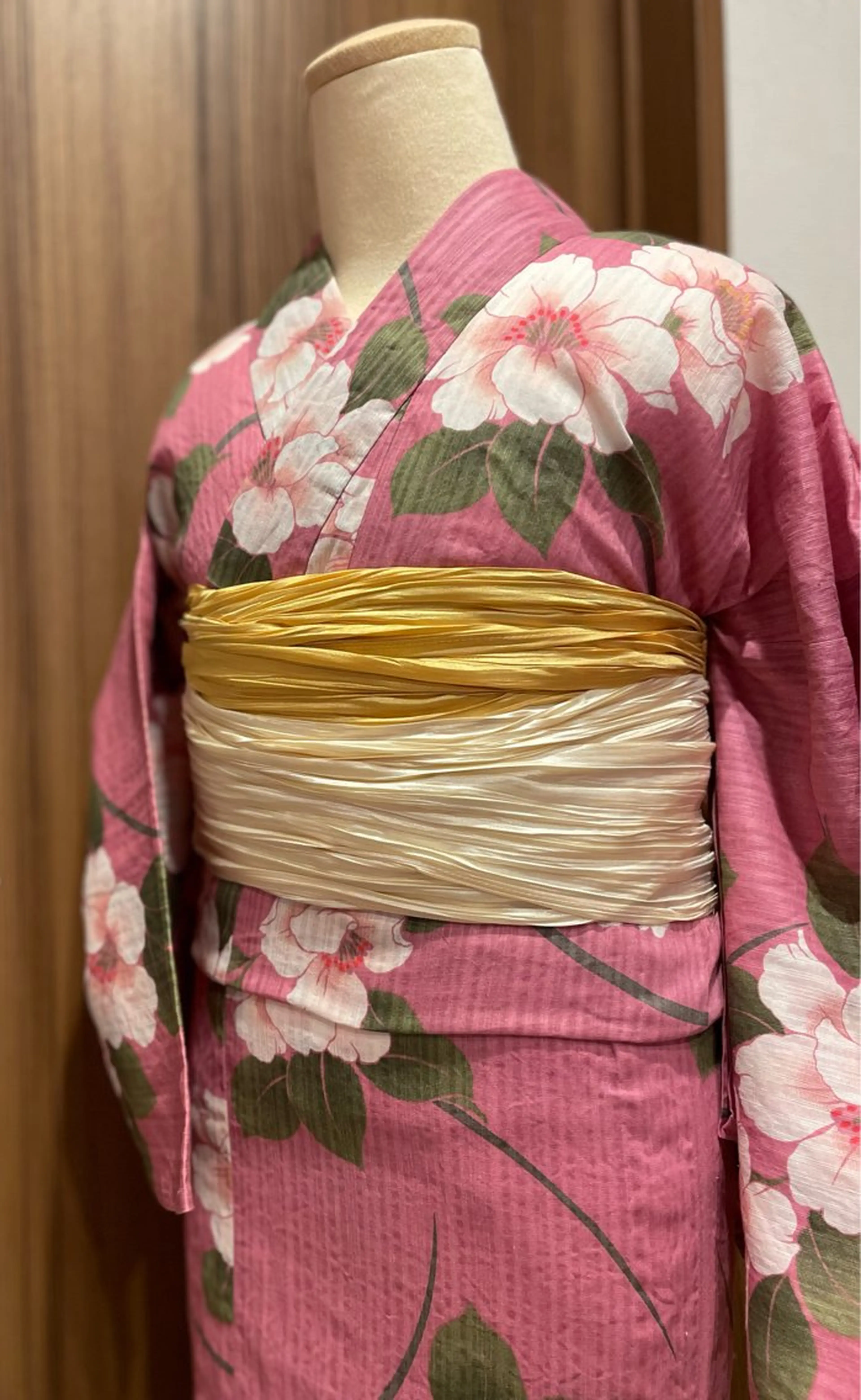 美容室シーズナル所属・高山 梨絵のヘアスタイル