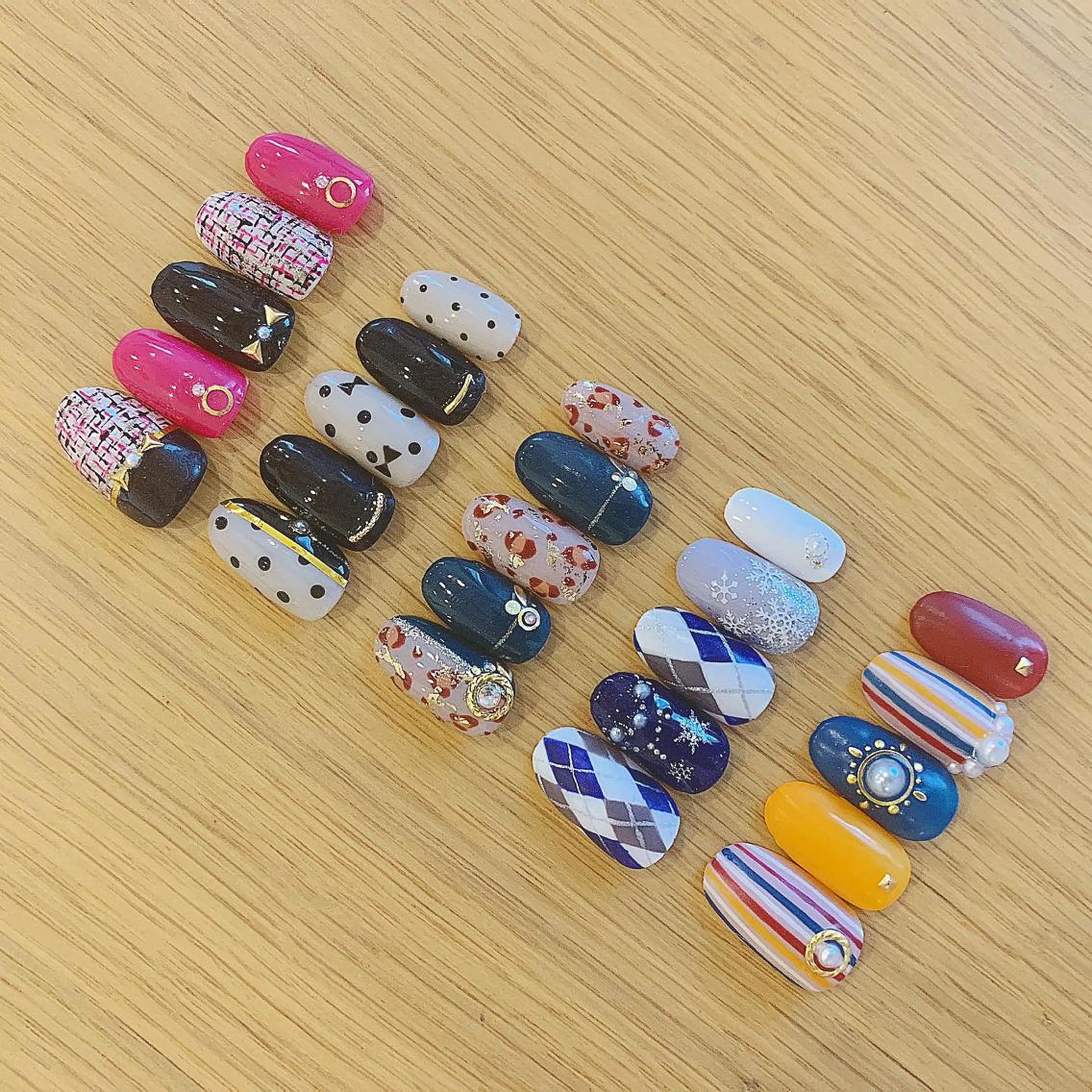 ネイル 名倉 なな子のネイルデザイン