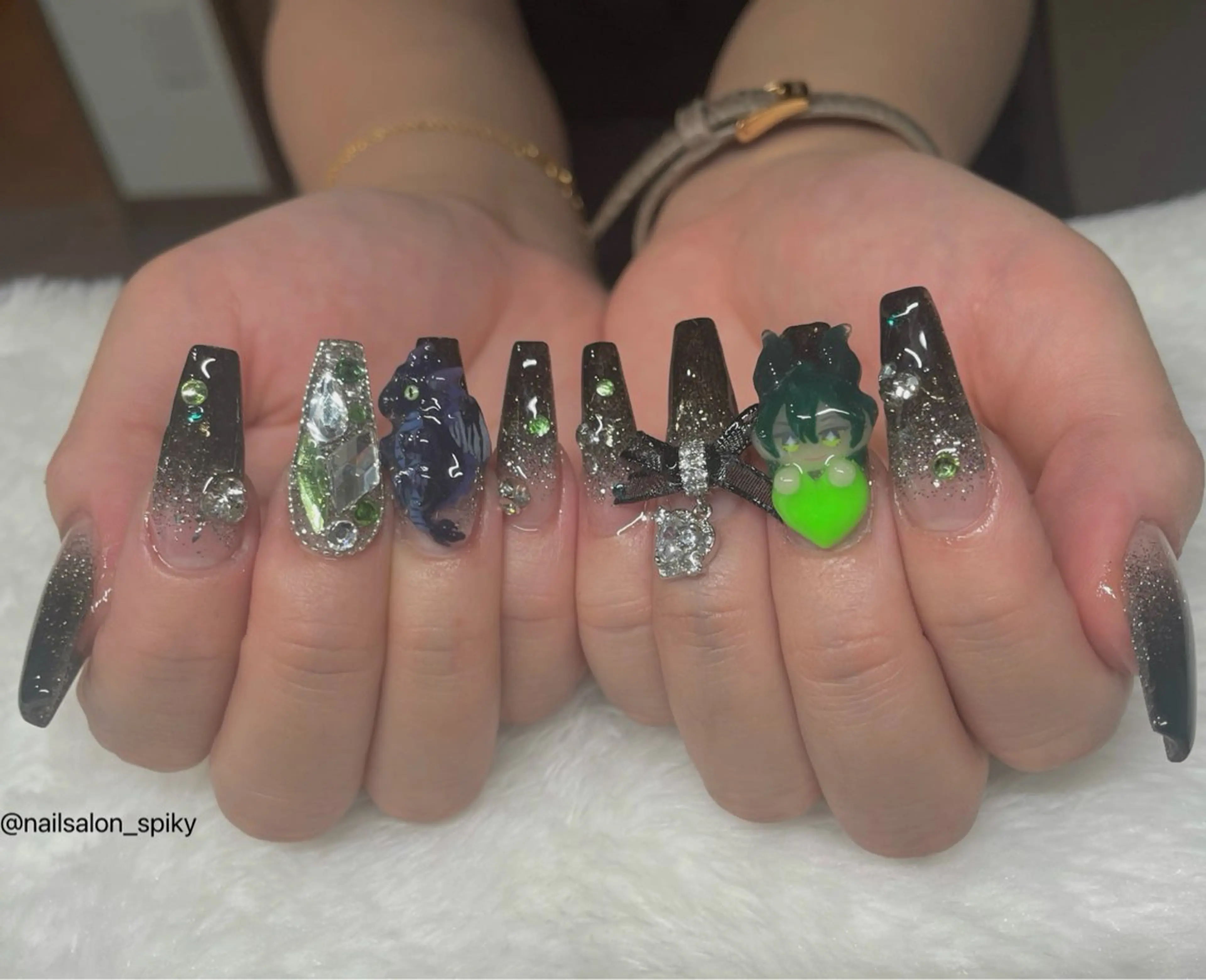 ネイル 持ち込み Spiky とうげ ふうかのネイルデザイン