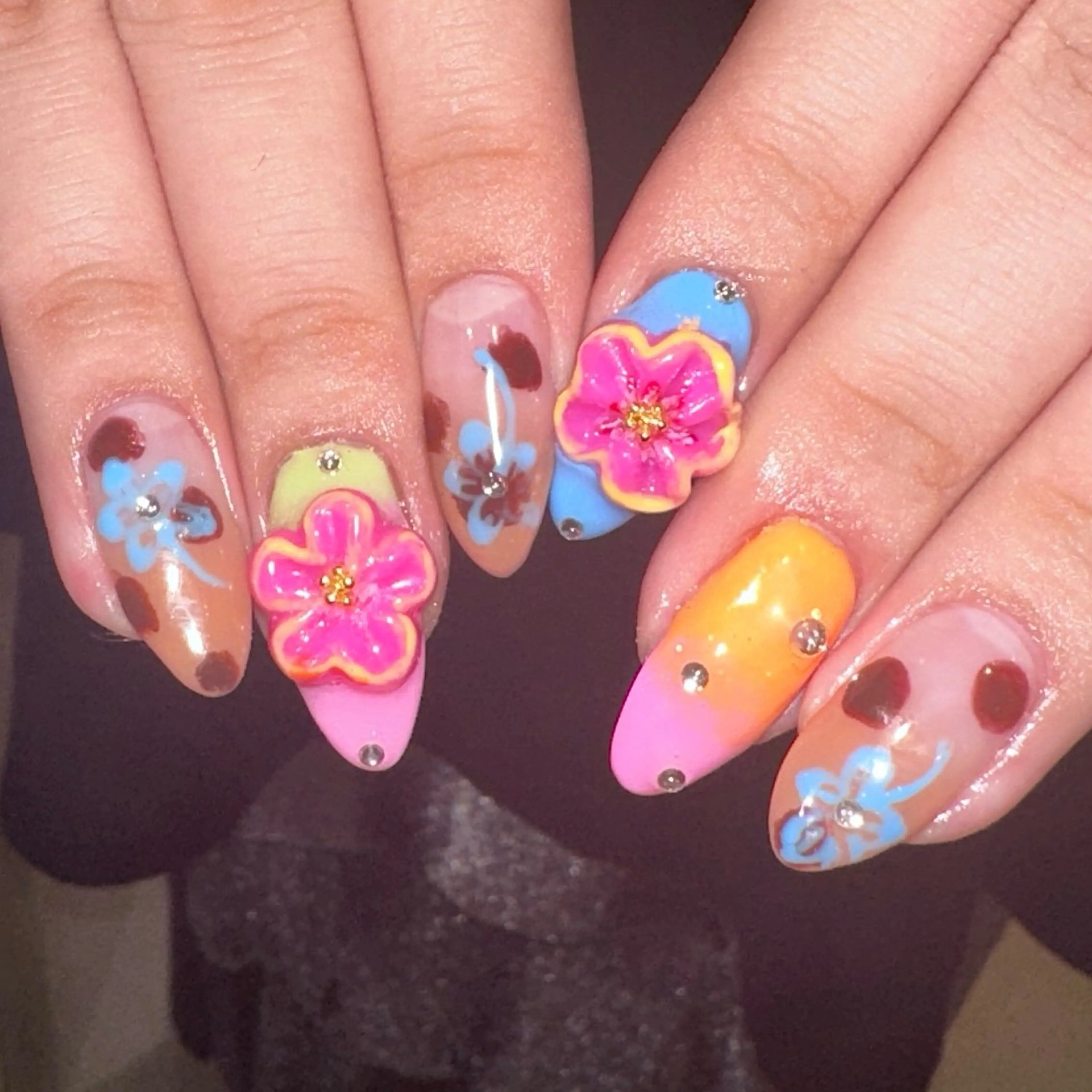 ネイル ハンドネイル 👽個性派ネイル🎀 komachiのヘアスタイル