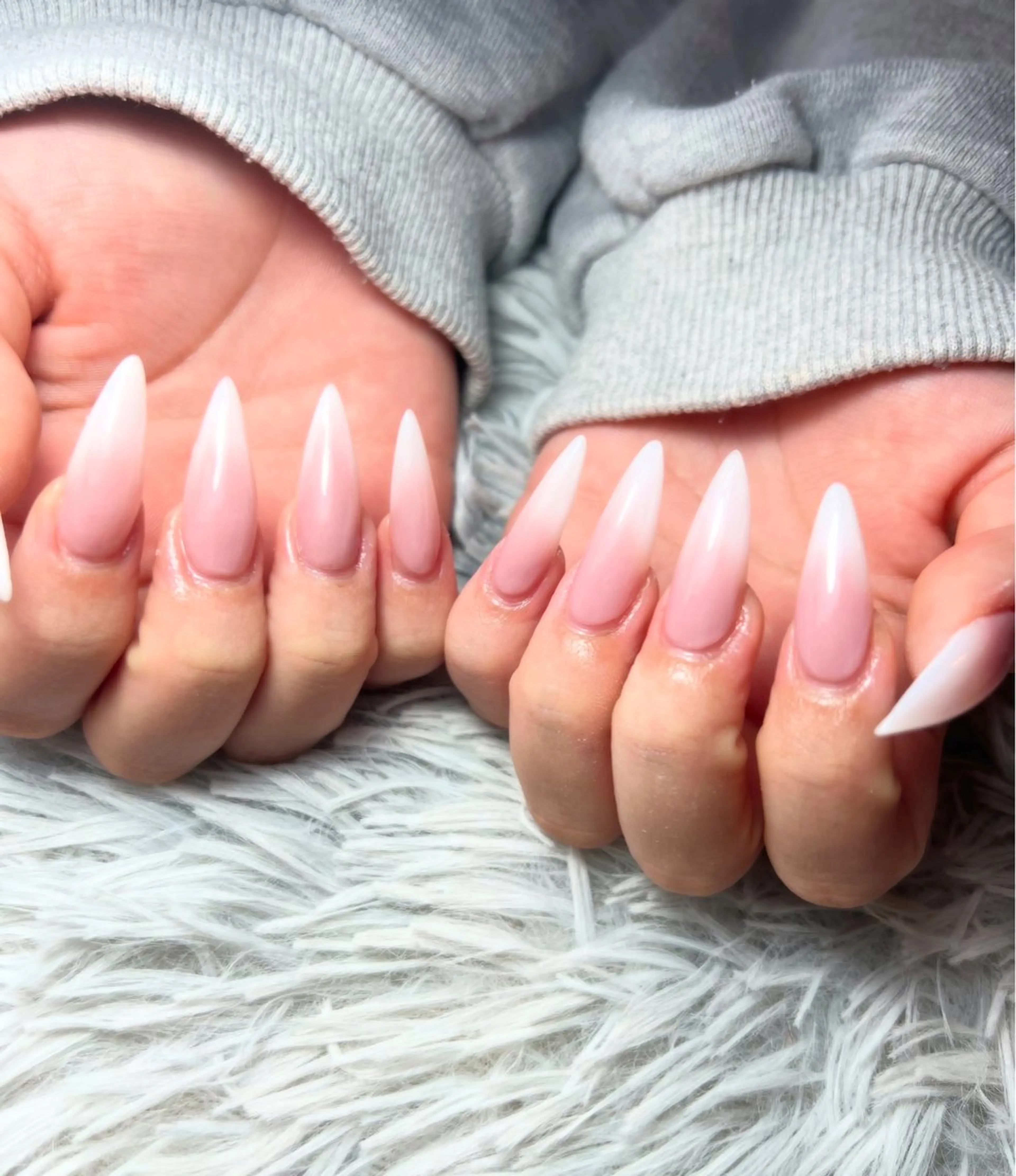 ネイル スカルプネイル ハンドネイル シェヌネイル JURAのネイルデザイン