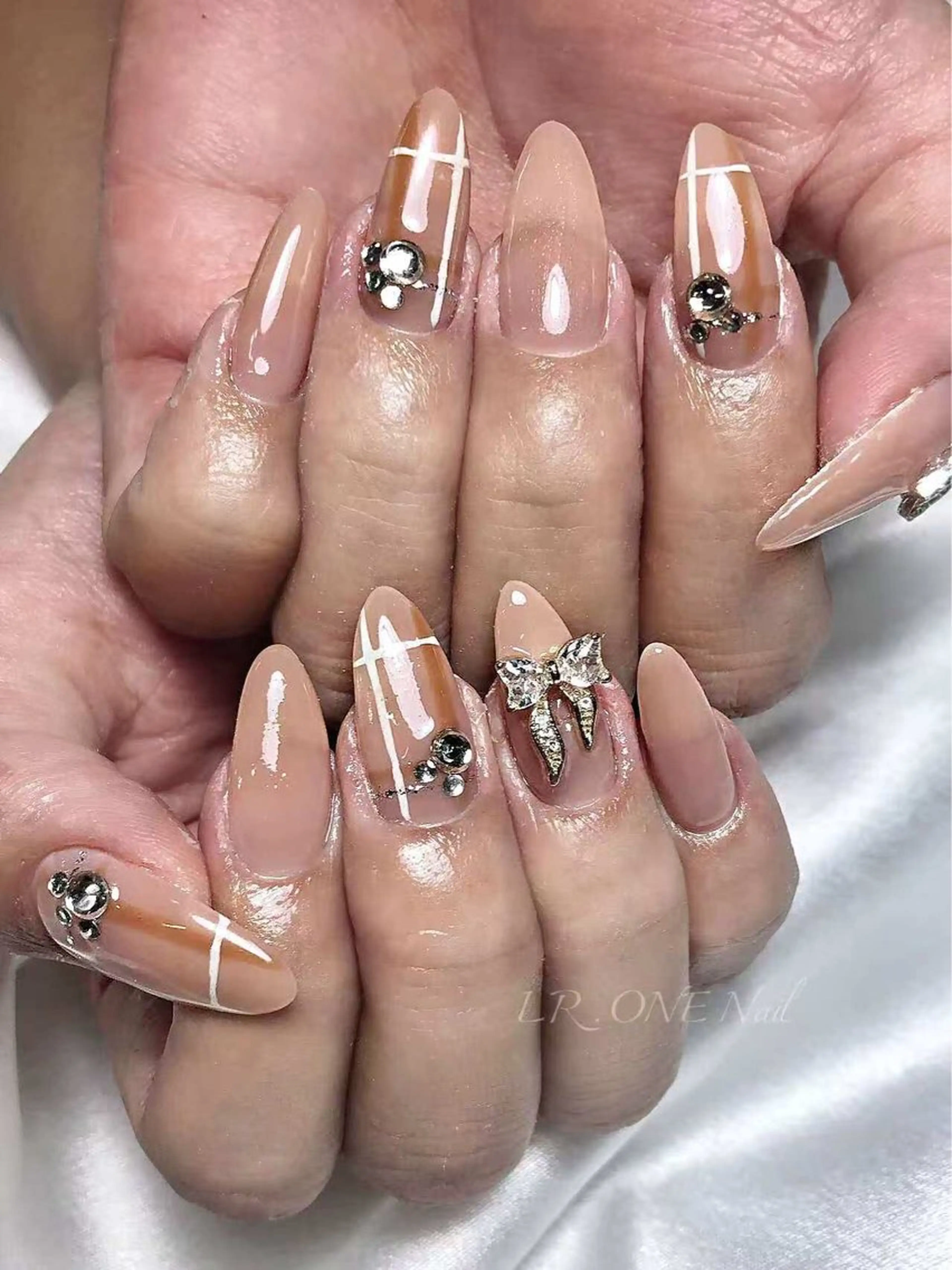 ネイル LR.ONE ヨウのネイルデザイン