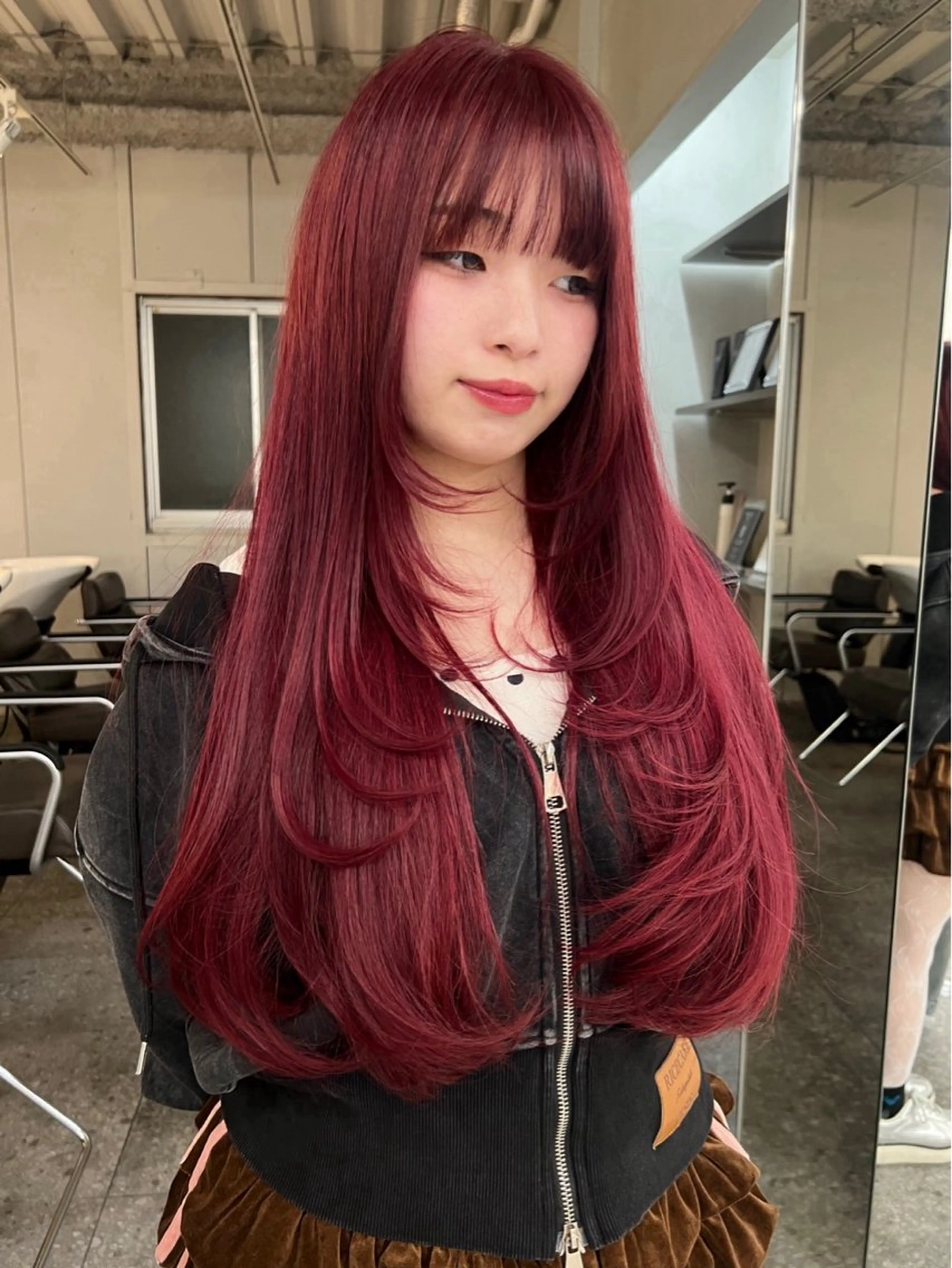 ロング ヘアカラー fev Yumaのヘアスタイル