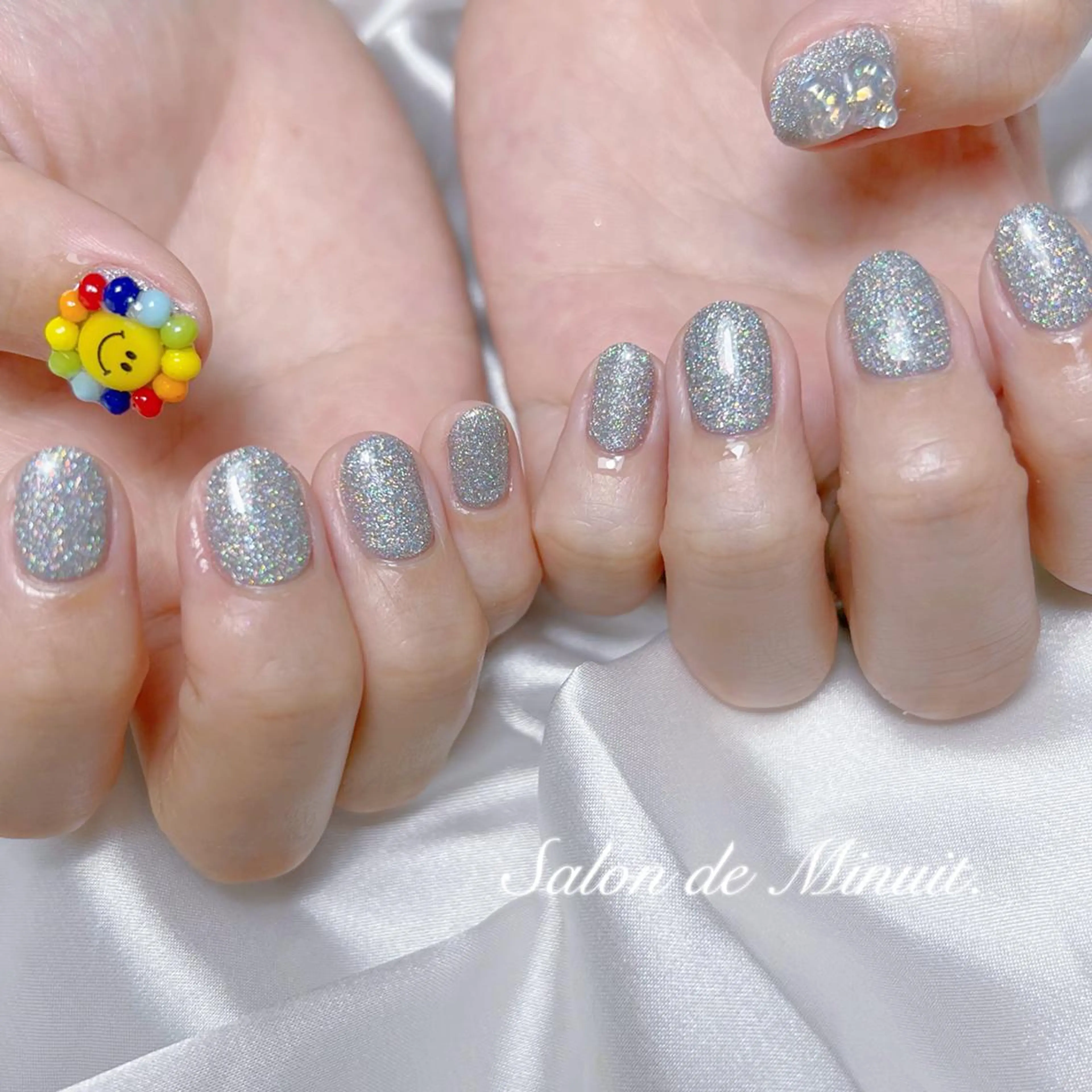 🎀【ハンド】ワンカラー+2個パーツ無料or2本埋め尽くし(カラー2個まで)5300🎀の写真