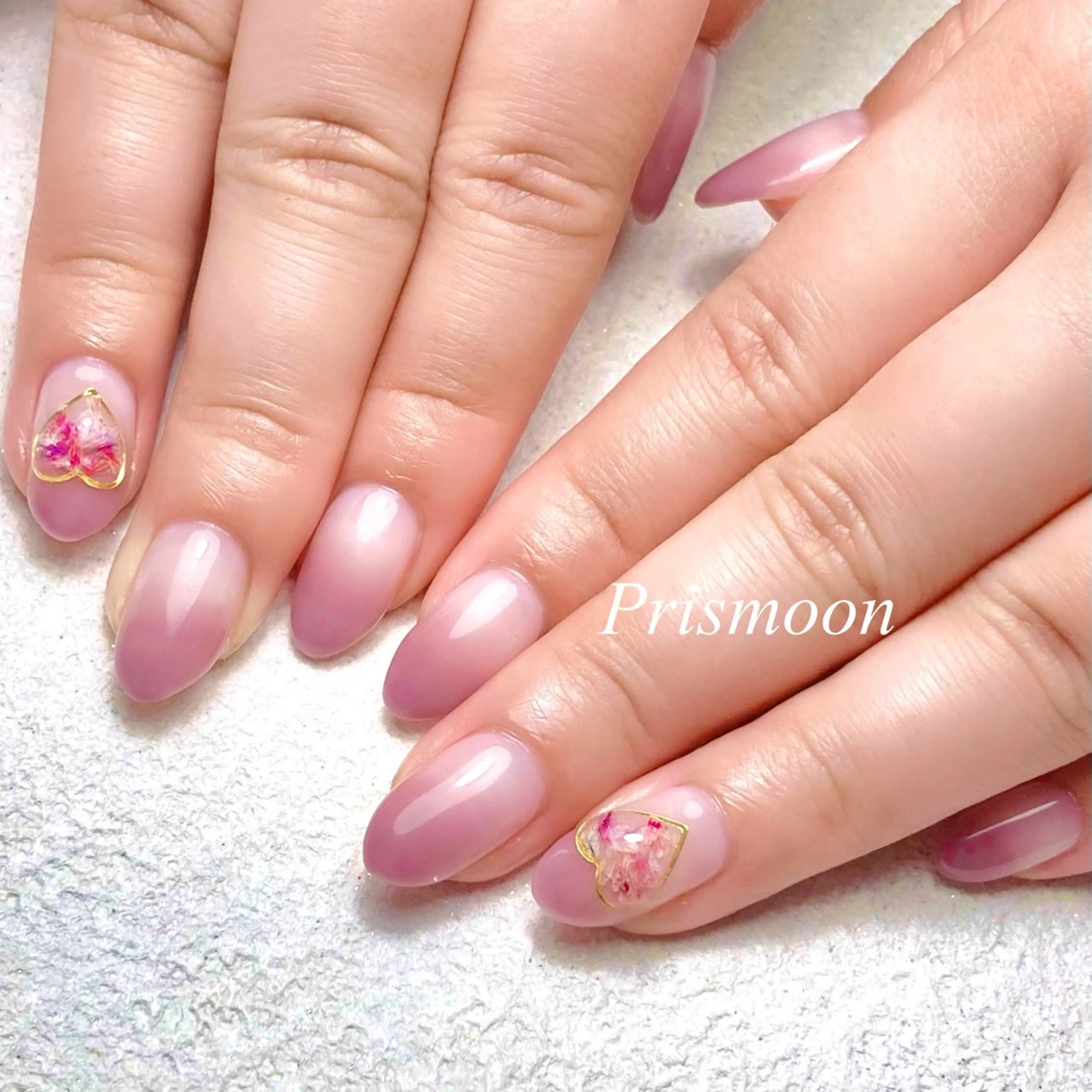 ネイル フラワーネイル グラデーション 持ち込み ぷっくりネイル Prismoon  Nail所属・Prismoon /津市ネイルのネイルデザイン