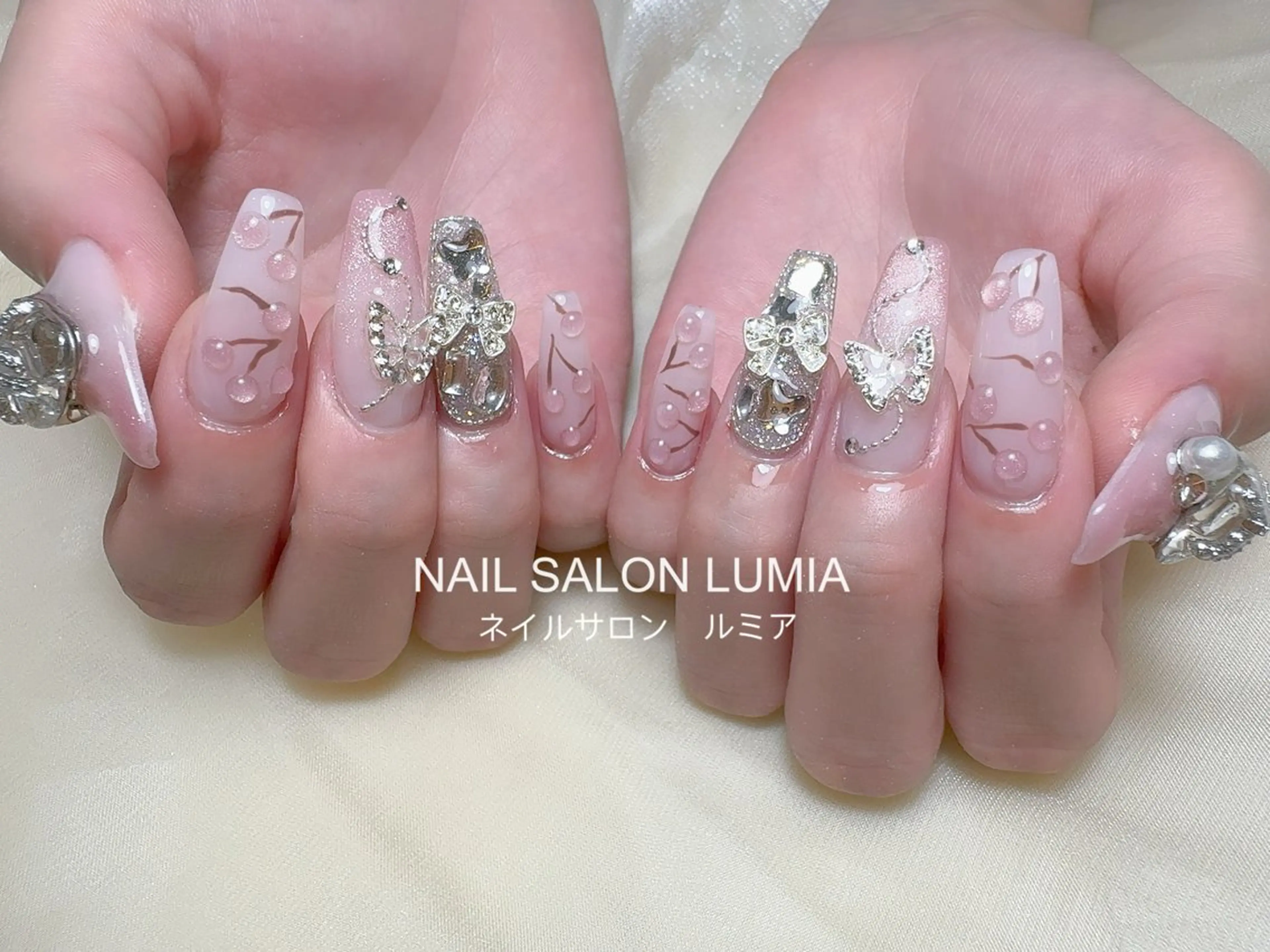ネイル ハンドネイル ネイルサロン ルミア Lumia 店長のネイルデザイン