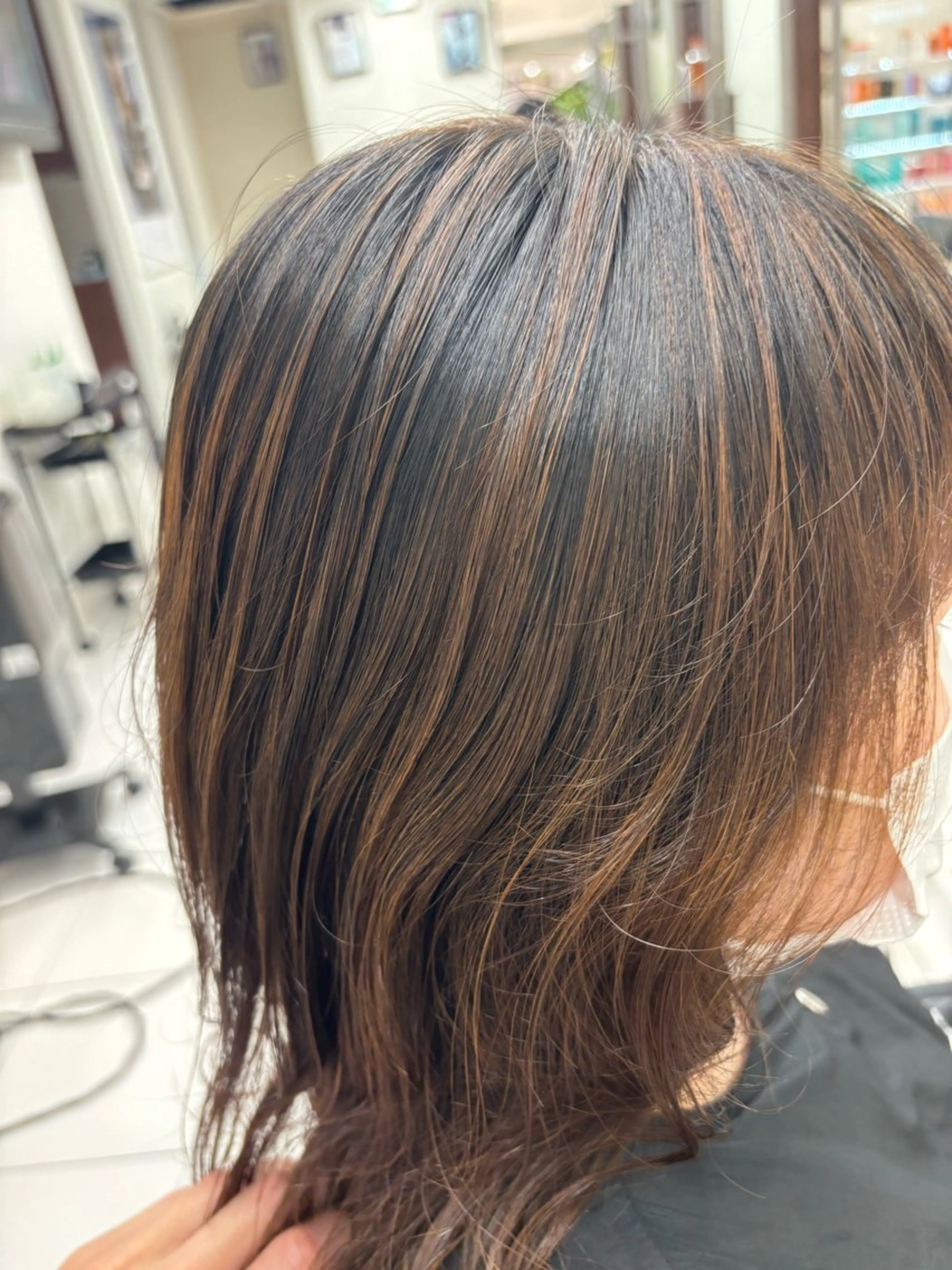 ミディアム ハイライト TONI&GUY速寿 勇希のヘアスタイル