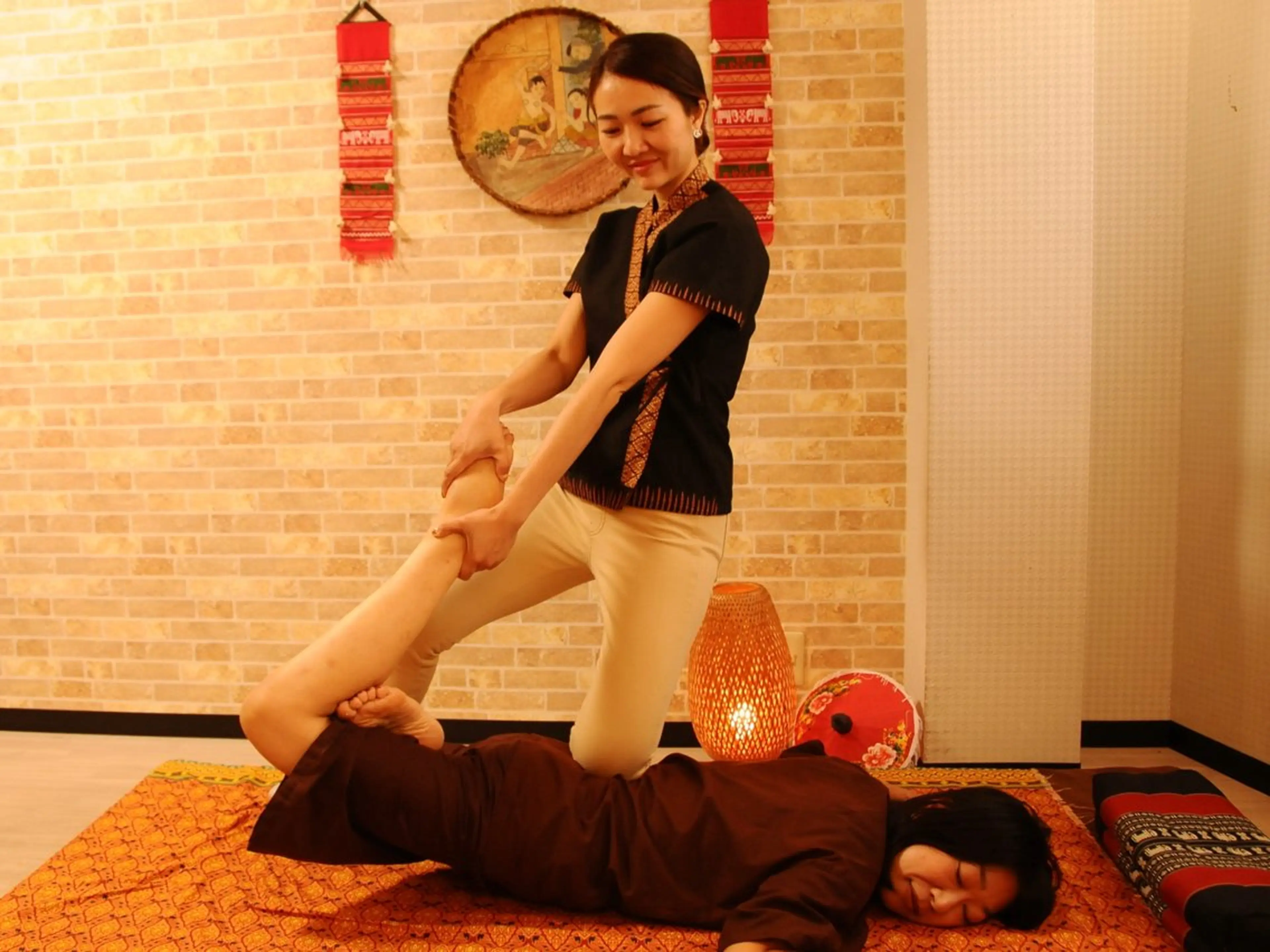 頭・肩・首・腰・足まで、しっかりケア！　☆タイ古式マッサージ30分の写真