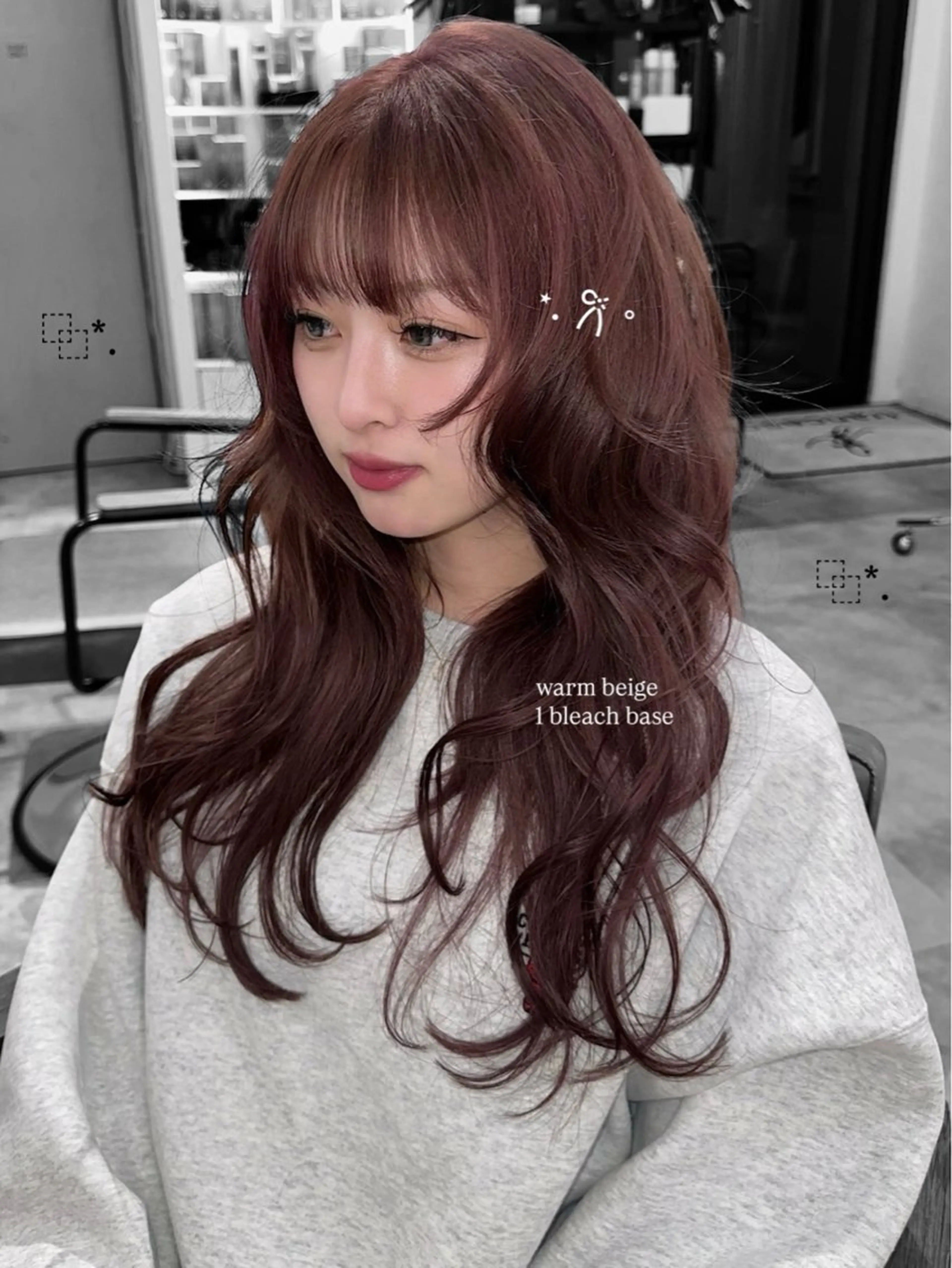 ロング カラー カット ヘアカラー トリートメント ura/デザイン/ ハイトーン/個性派のヘアスタイル