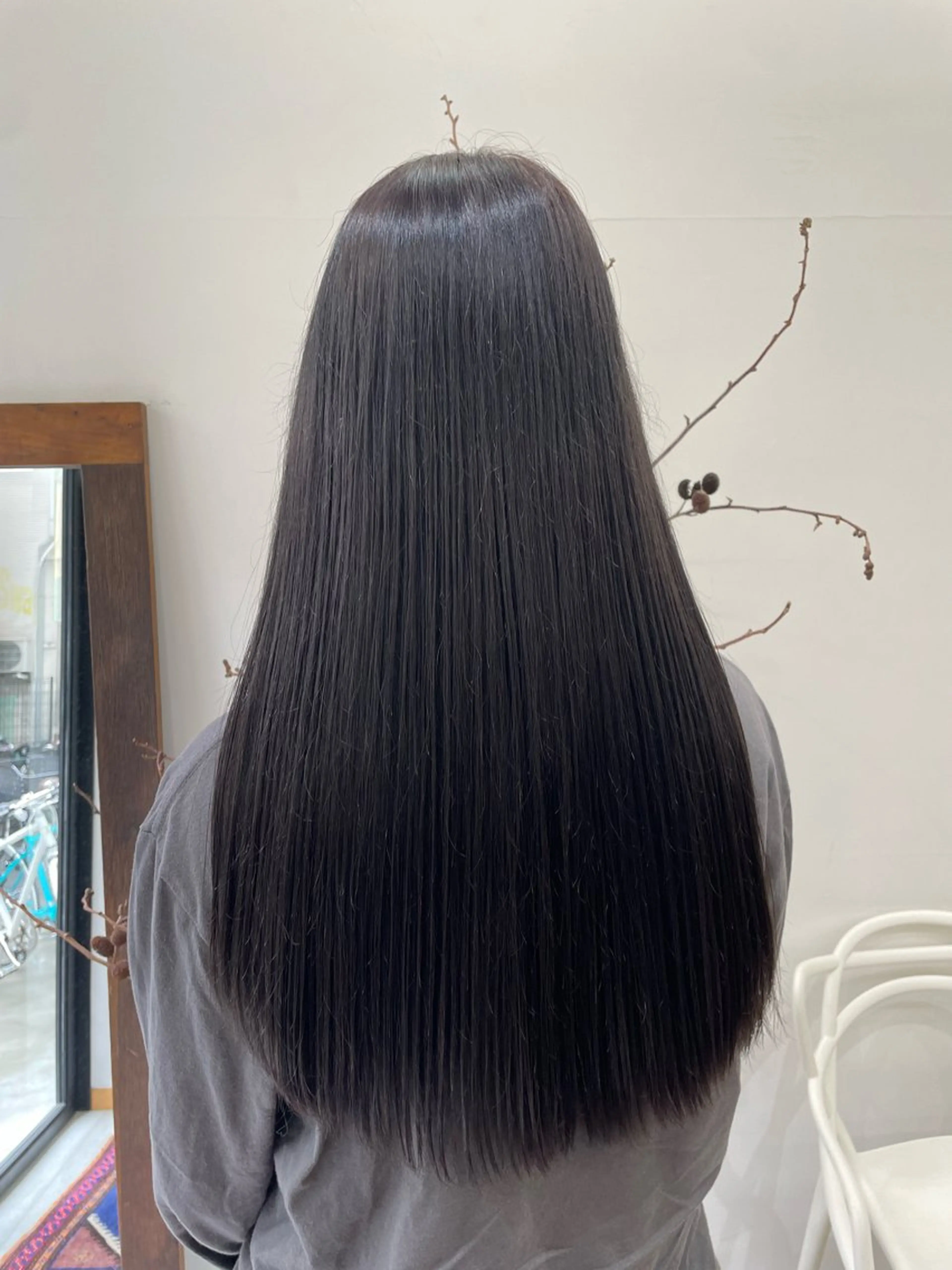ロング カラー ブリーチ ダブルカラー グレージュ ブリーチなしカラー カット ヘアカラー 慎太朗/パーマ/ボブ /センターパートのヘアスタイル