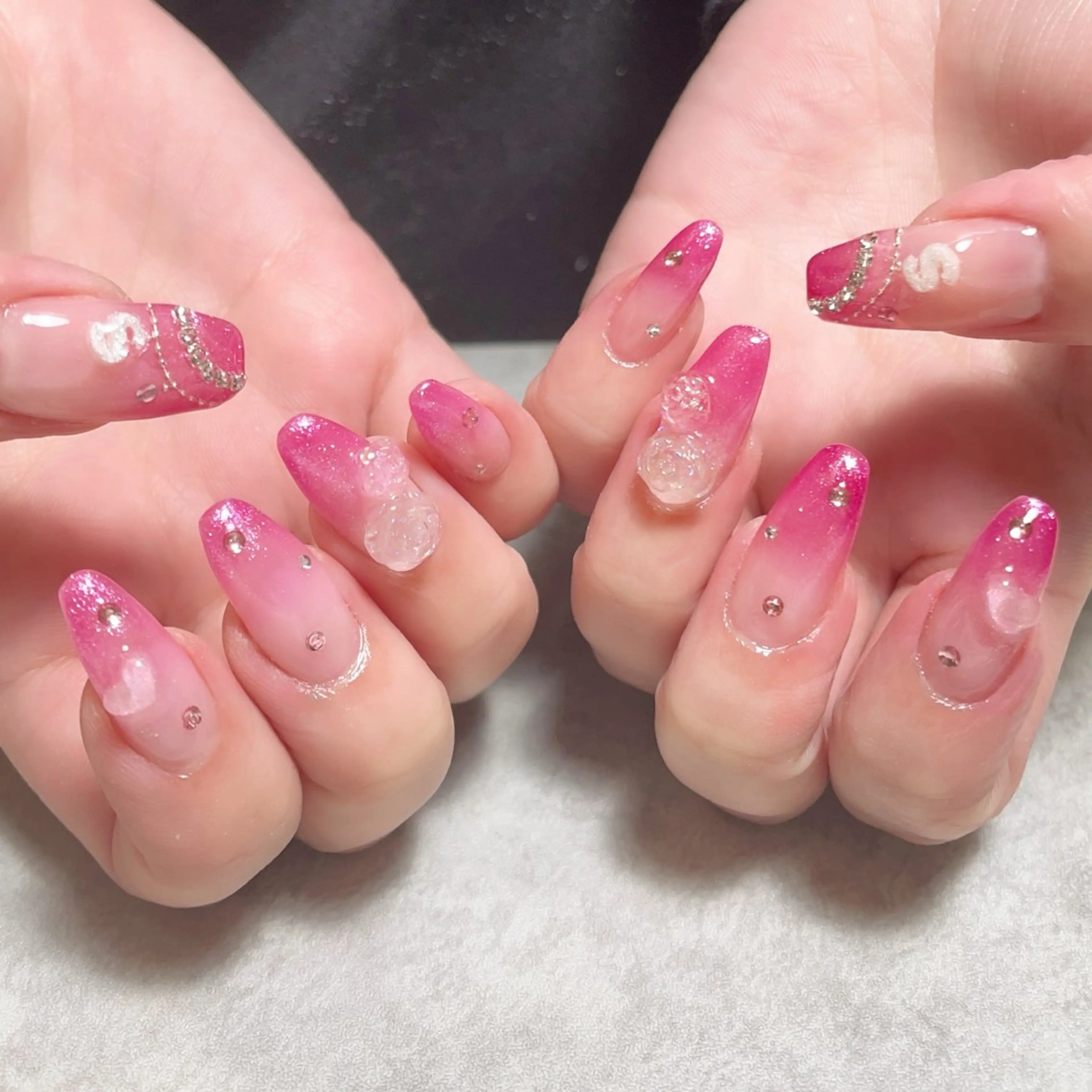 ネイル 持ち込み ハンドネイル total salon fu-a'[フーア]所属・佐藤 芽衣のネイルデザイン