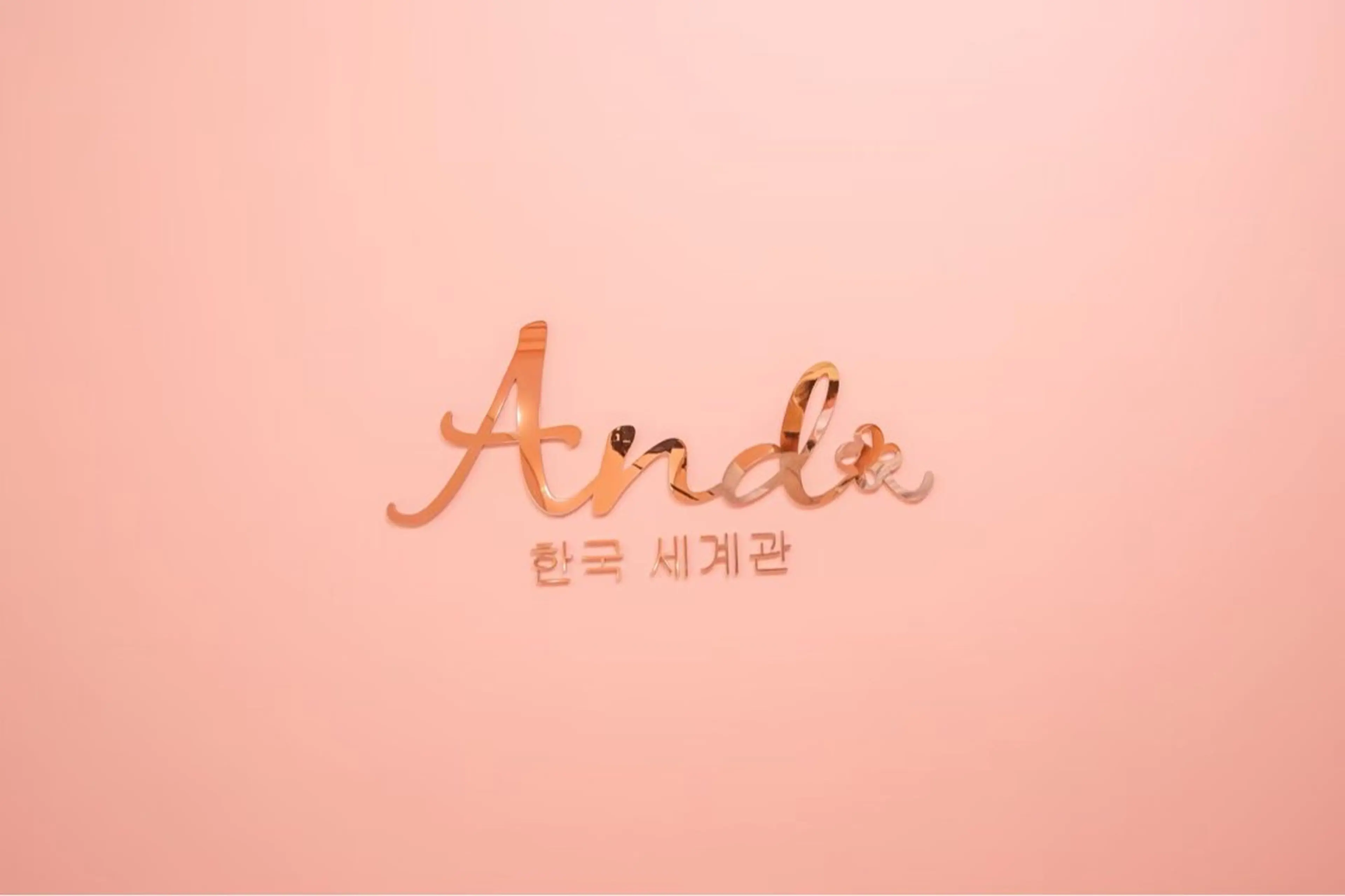 艶暖色/ベージュ SAKI💜のヘアスタイル