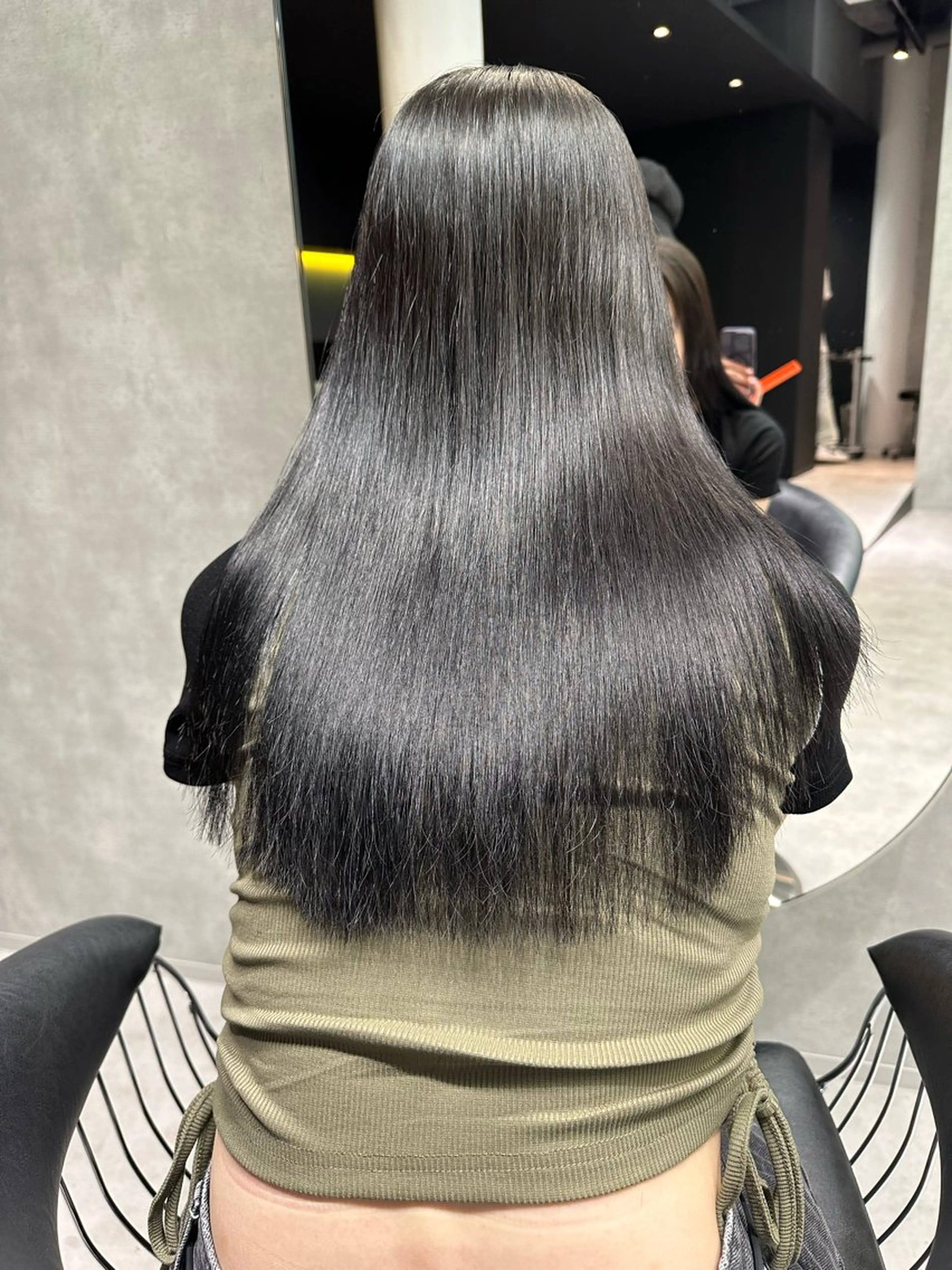 似合わせカット＋高濃度ケア縮毛矯正の写真