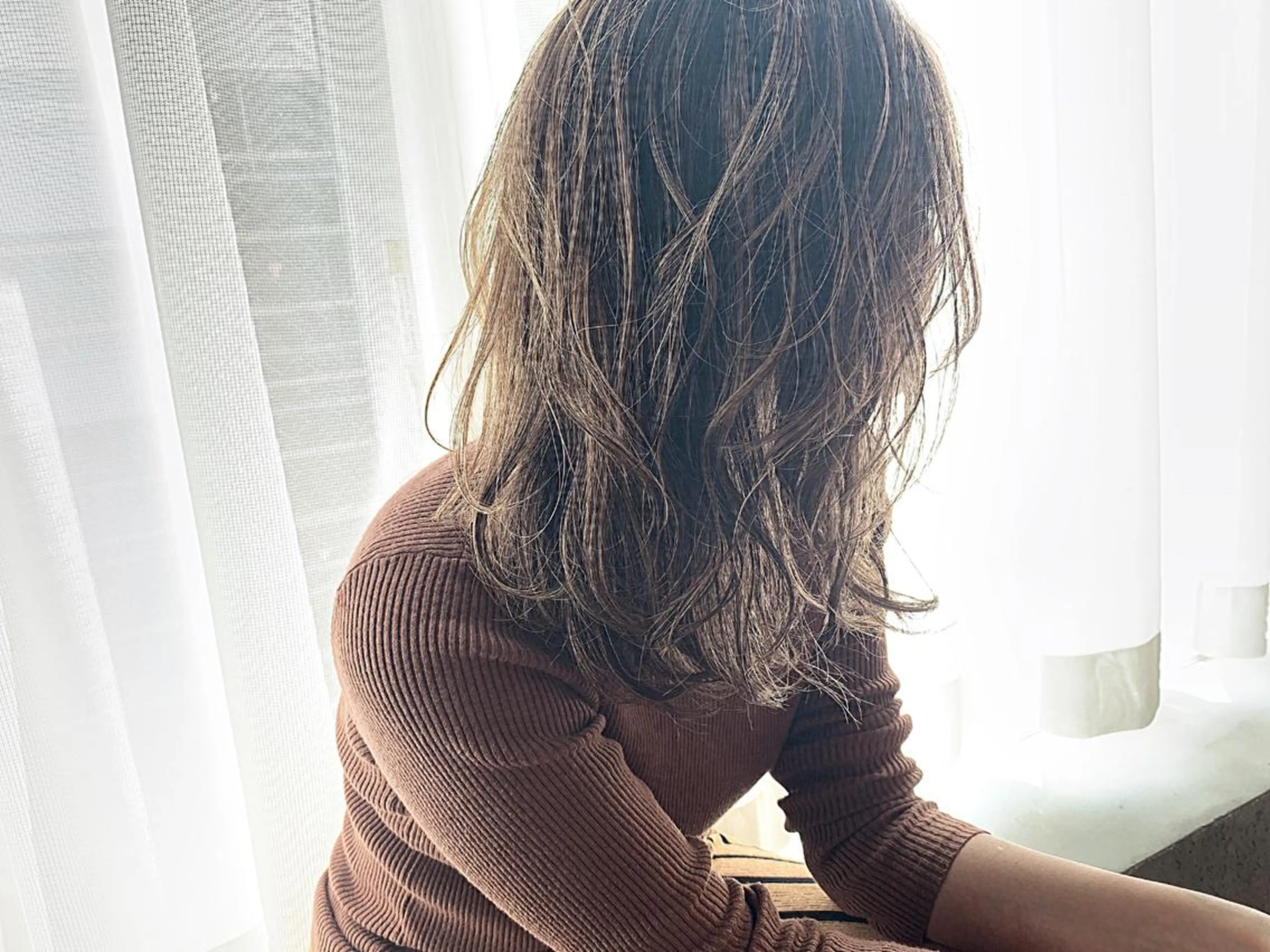 ミディアム カラー ブロンド ハイライトカラー ハイライト EMANON天神所属・Hitomi Ezakiのヘアスタイル