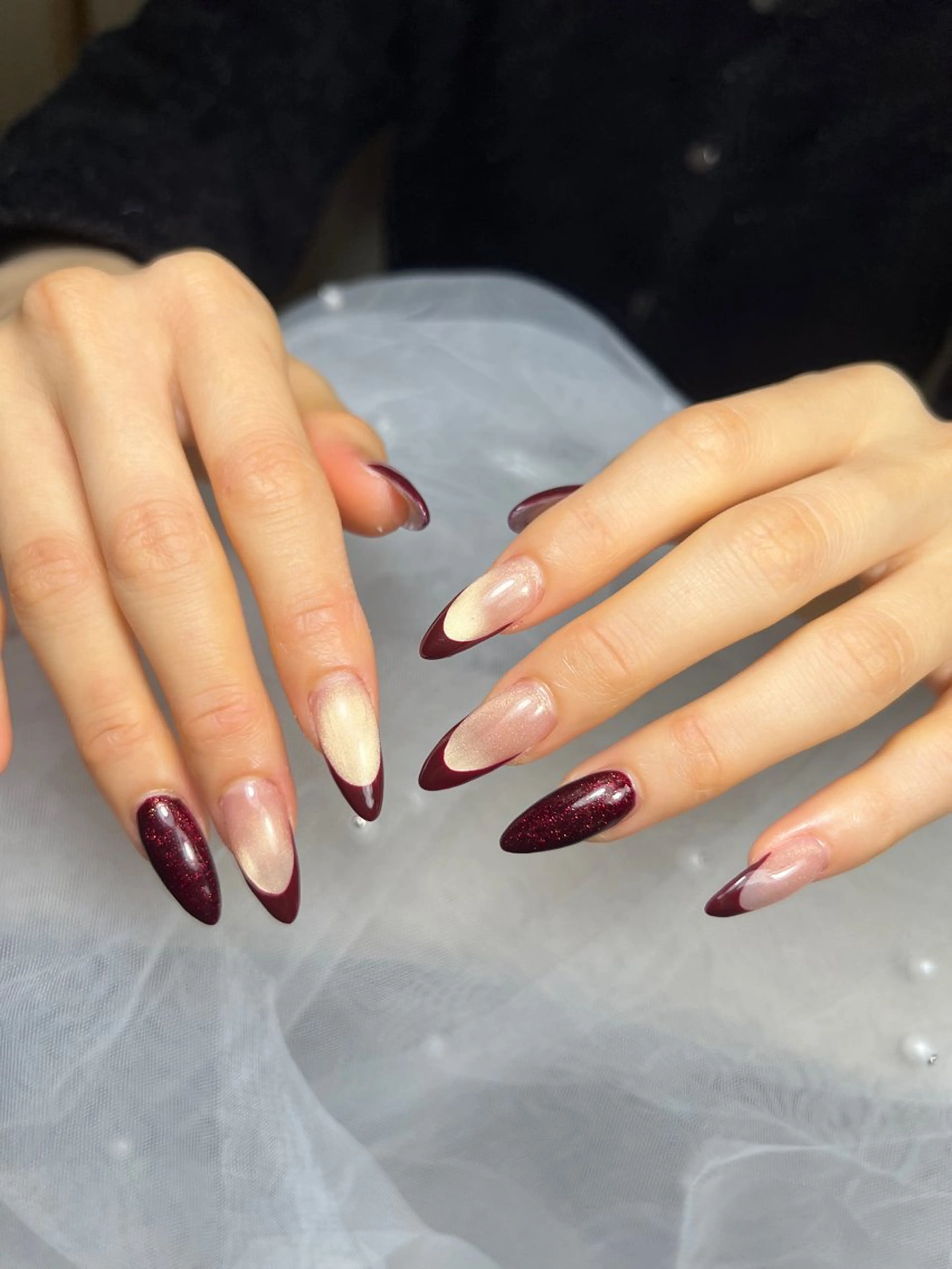 ネイル アートネイル オーロラネイル チークネイル 長さ出し フットネイル ハンドネイル フットネイル ハンドケア Noiranail_ studio川越西口のネイルデザイン