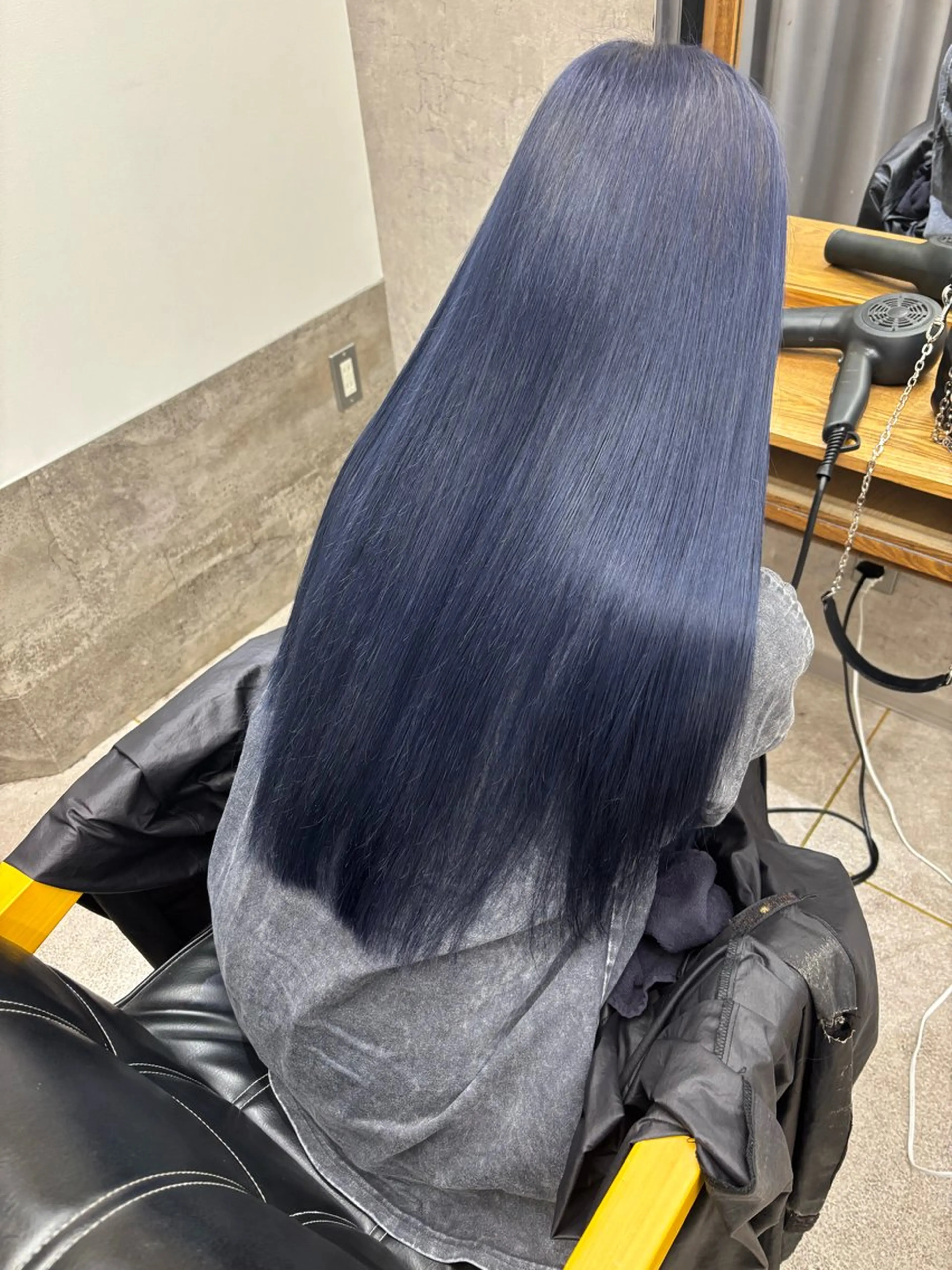 ロング カット ヘアカラー たつや/ハイトーン/ バレイヤージュ/寒色のヘアスタイル