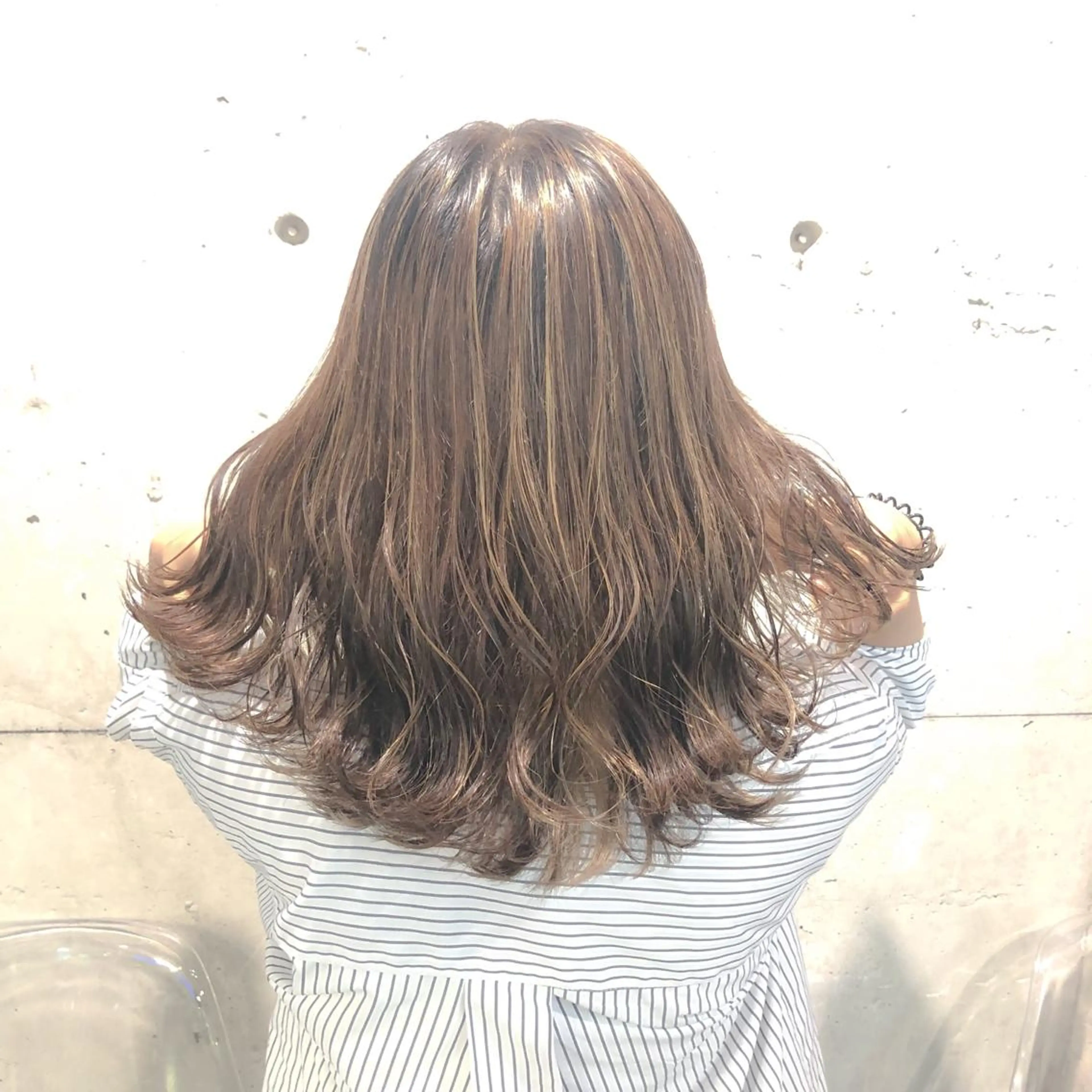 セミロング ハイライト 🔷似合わせのプロ KUMA🔷のヘアスタイル