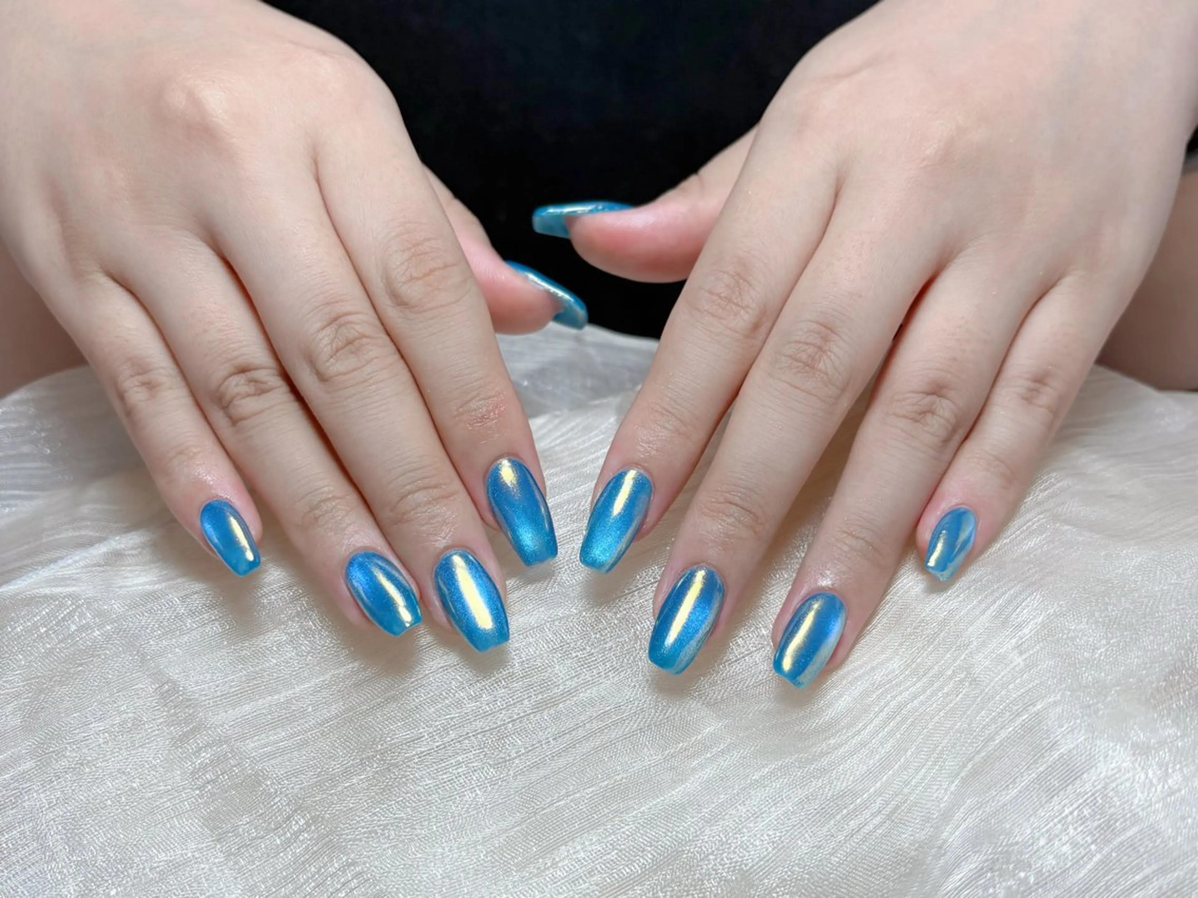 ネイル オーロラネイル チークネイル フレンチネイル ジェルネイル ガラスフレンチ ハンドネイル Nail Jolie所属・Nail Jolieのネイルデザイン