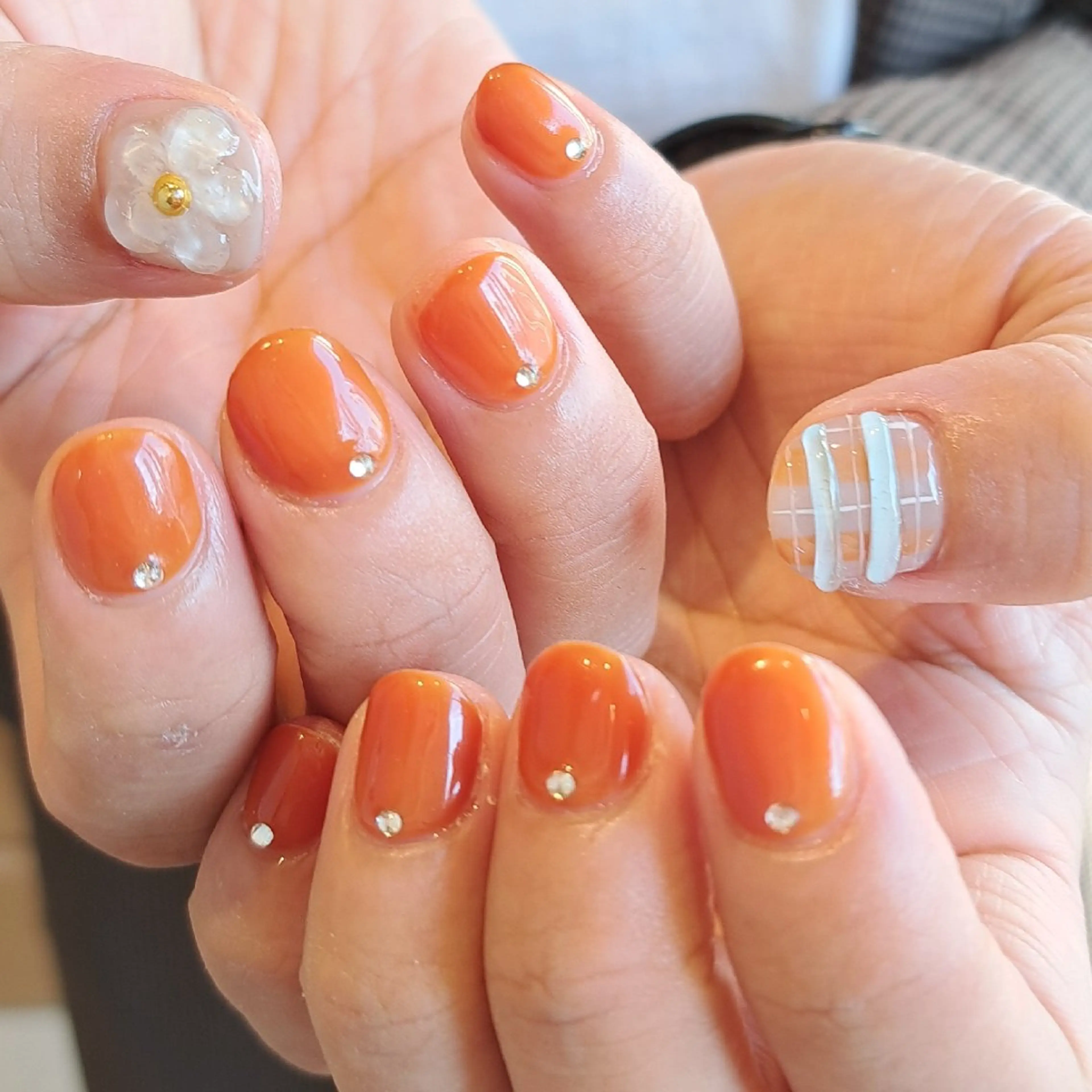 ネイル アートネイル ジェルネイル 持ち込み オレンジ ぷっくりネイル Nail mood /アートし放題のネイルデザイン