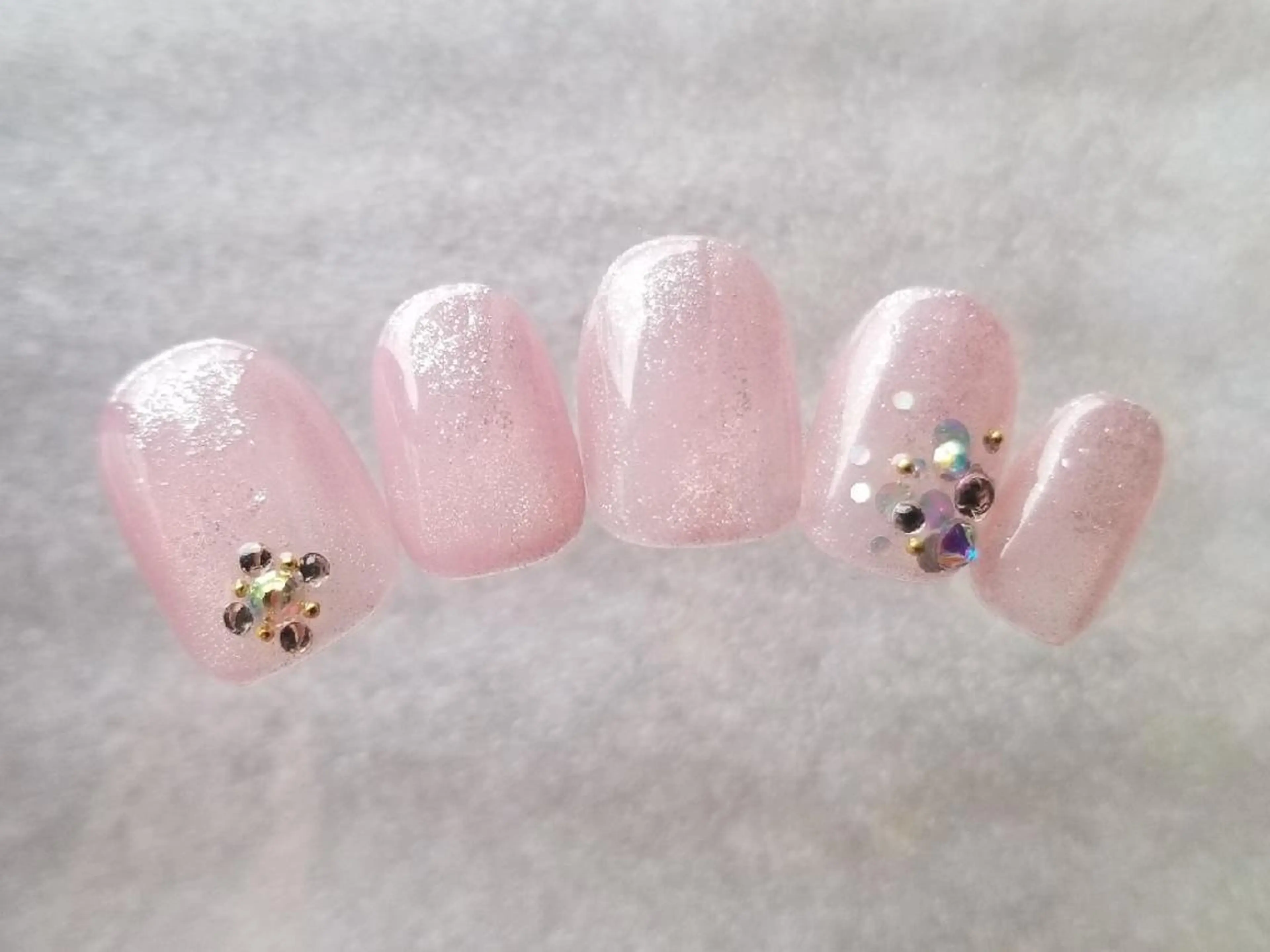 ショート ネイル シンプルネイル 吉祥寺🌟 ネイルフロンティアのネイルデザイン